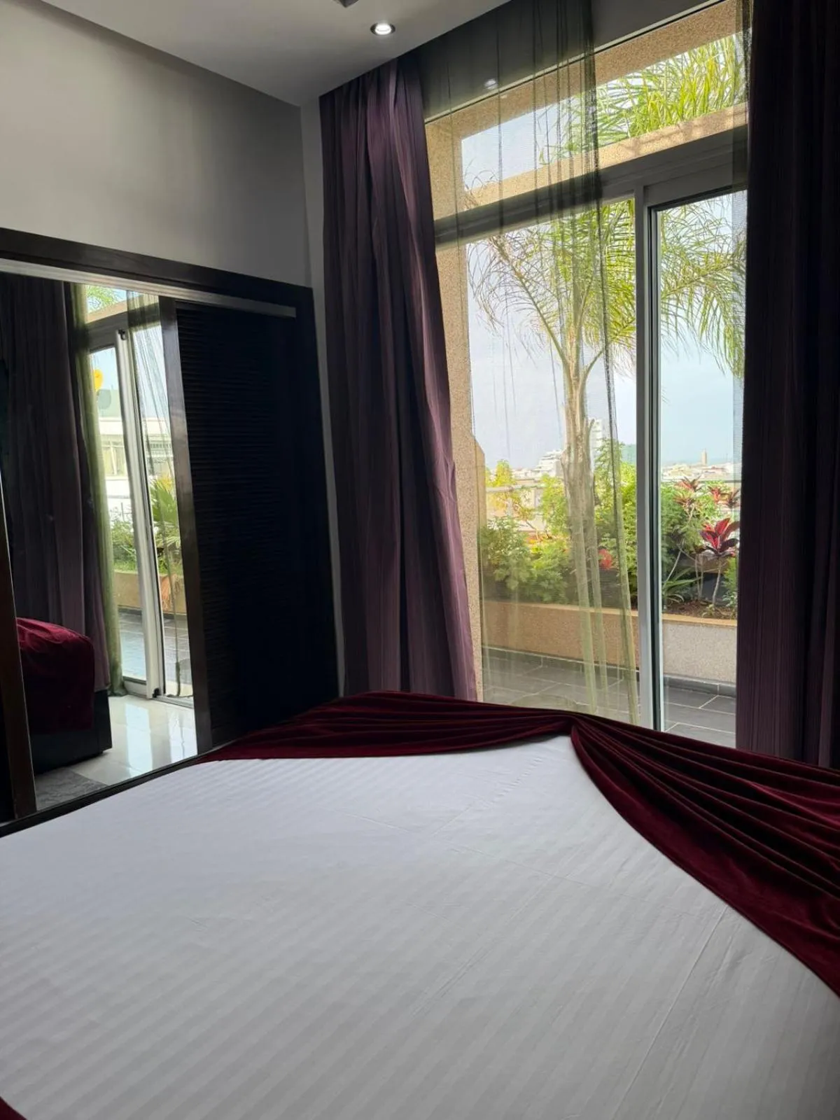 Bed in Hotel La Capitale