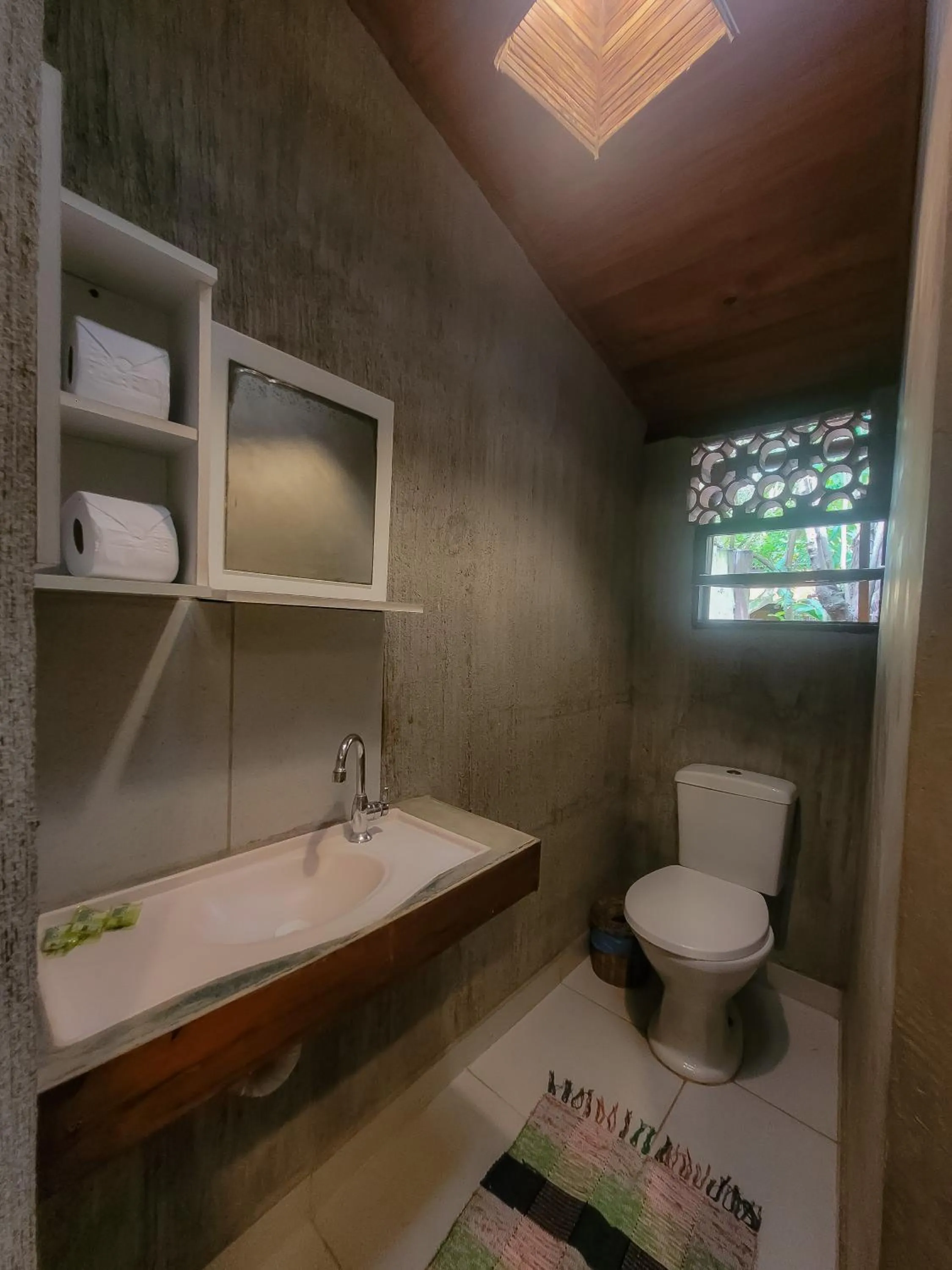 Toilet in Pousada Raiz Forte