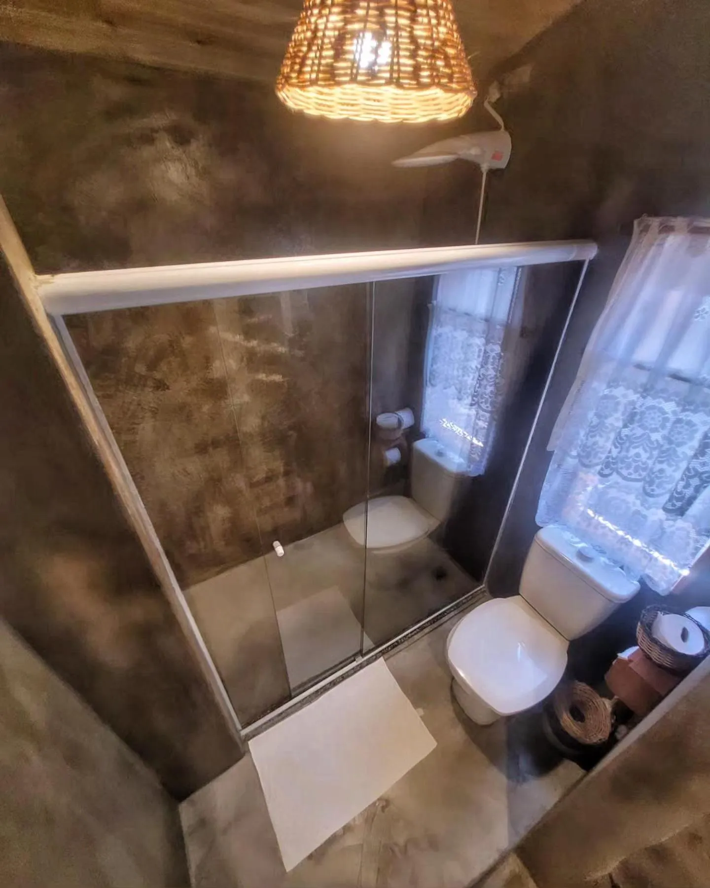 Shower in Pousada Raiz Forte