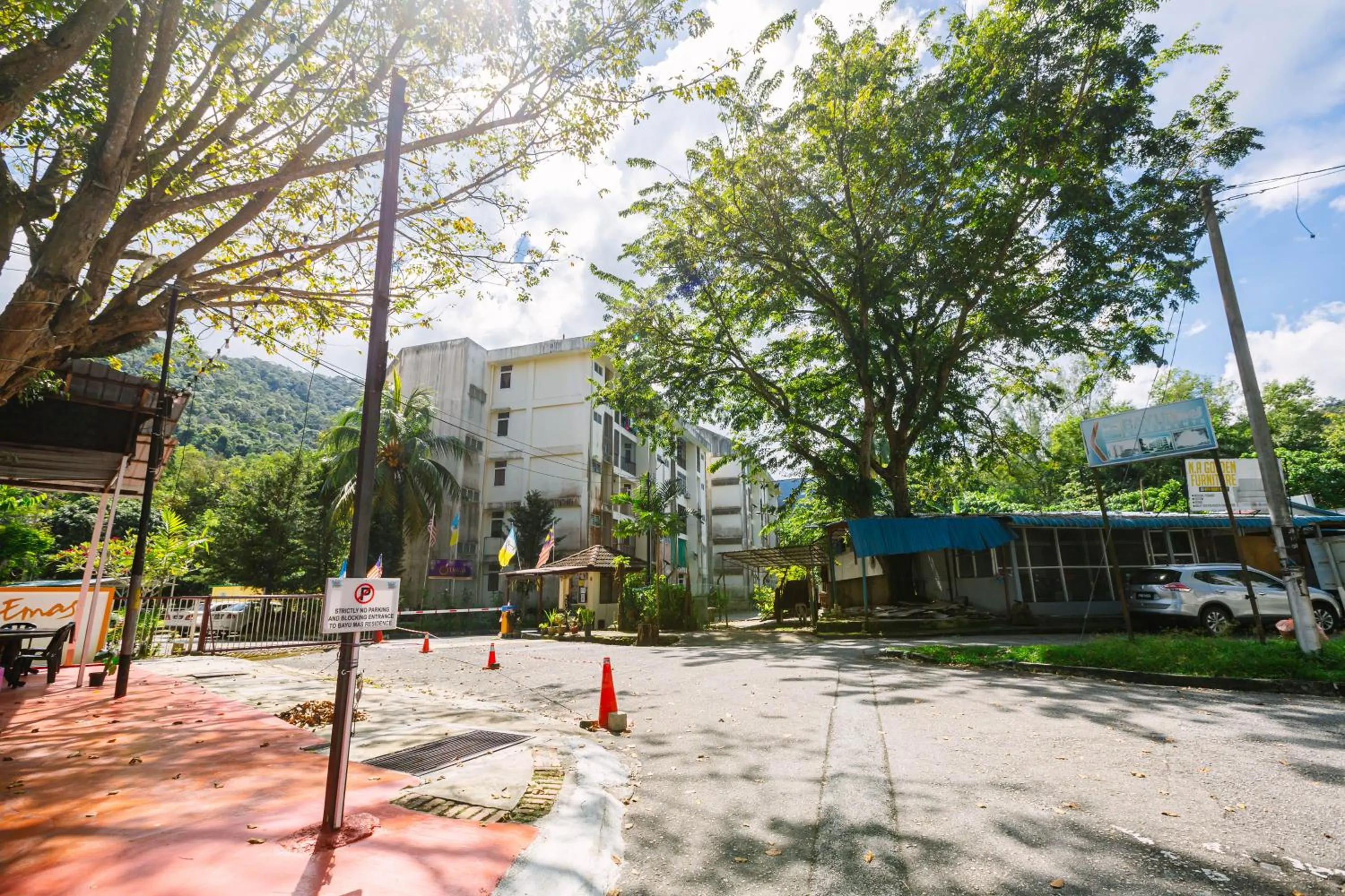 EEs Whale House - Homestay 3 min walk to beach