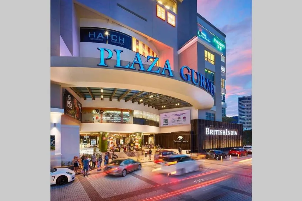 Shopping Area in EEs Whale House - Homestay 3 min walk to beach