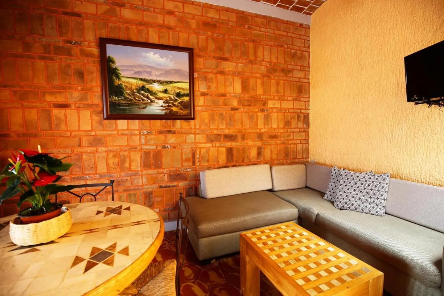 Living room in Mama Chuy Hotel & Villas Ajijic