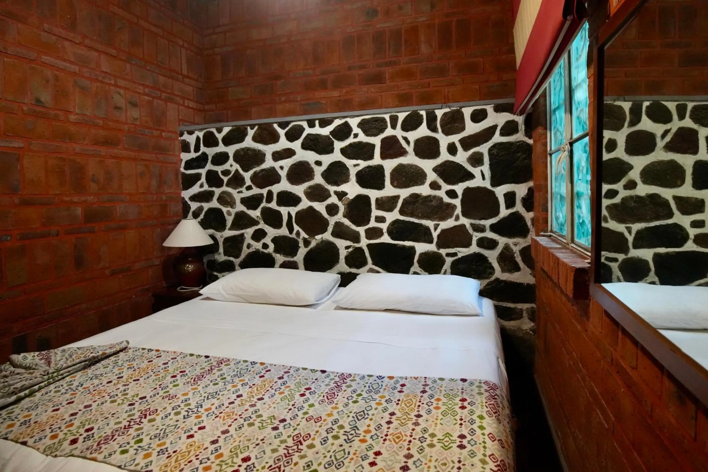 Bedroom, Bed in Mama Chuy Hotel & Villas Ajijic