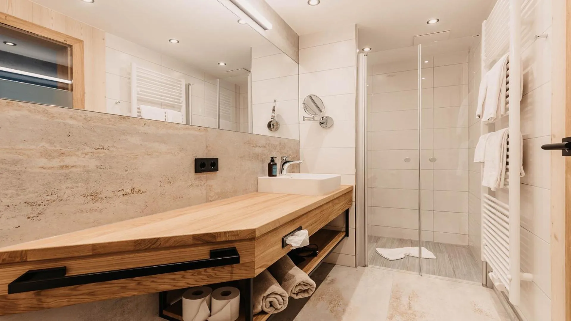 Bathroom in Hofgut Apartment & Lifestyle Resort Wagrain