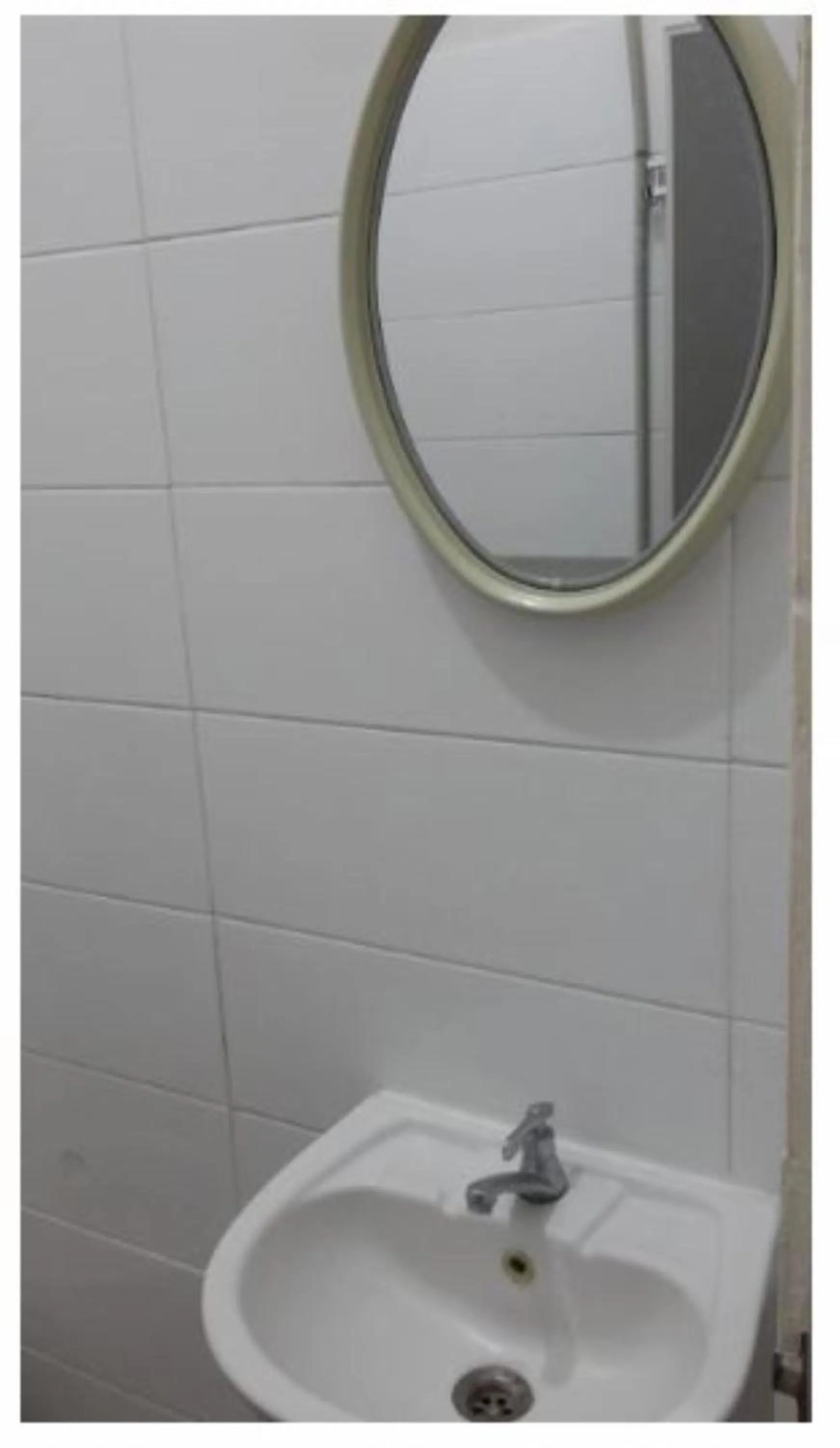 Bathroom in Siwalankerto F7