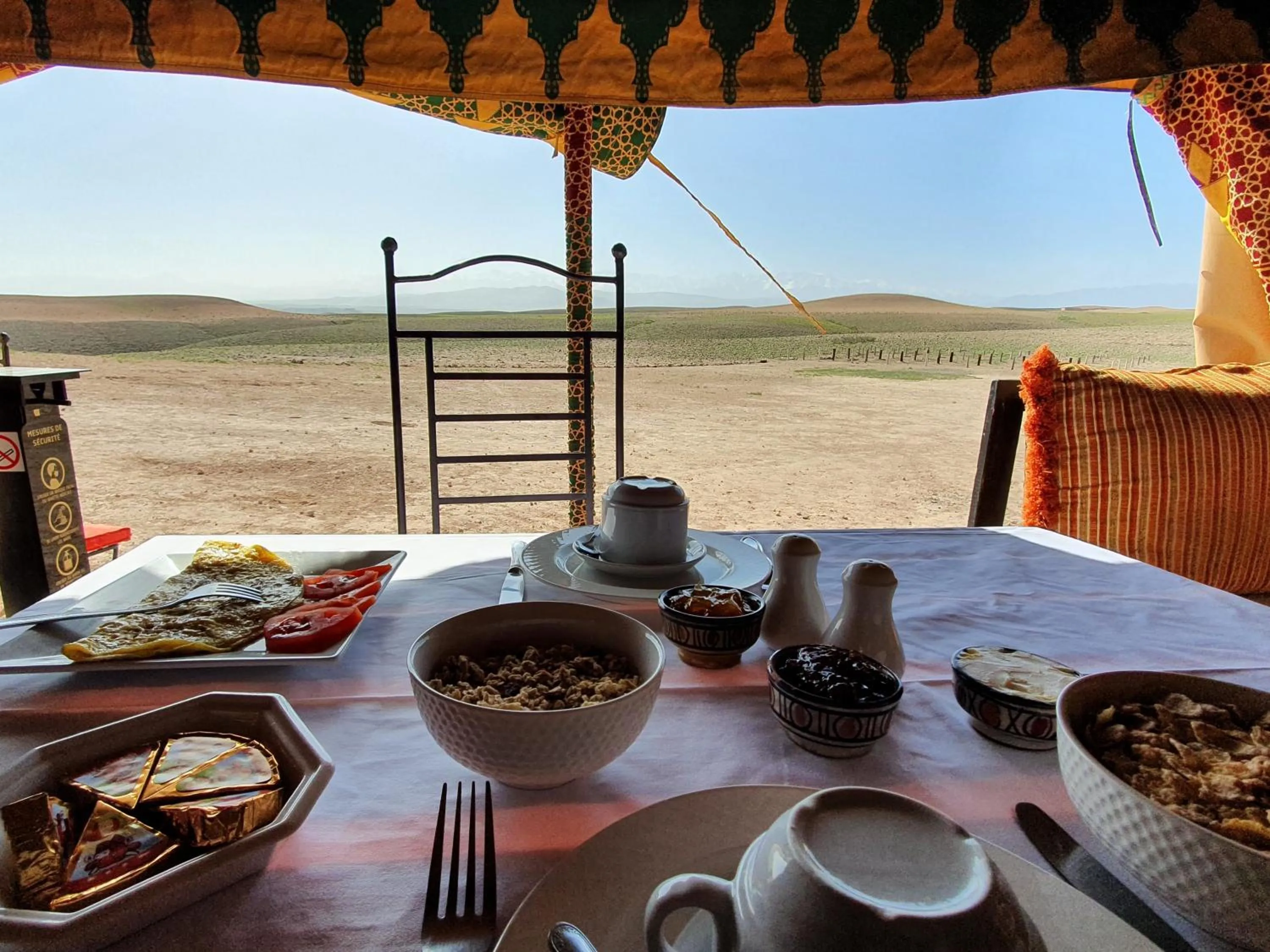 Restaurant/places to eat in Nkhila Lodge