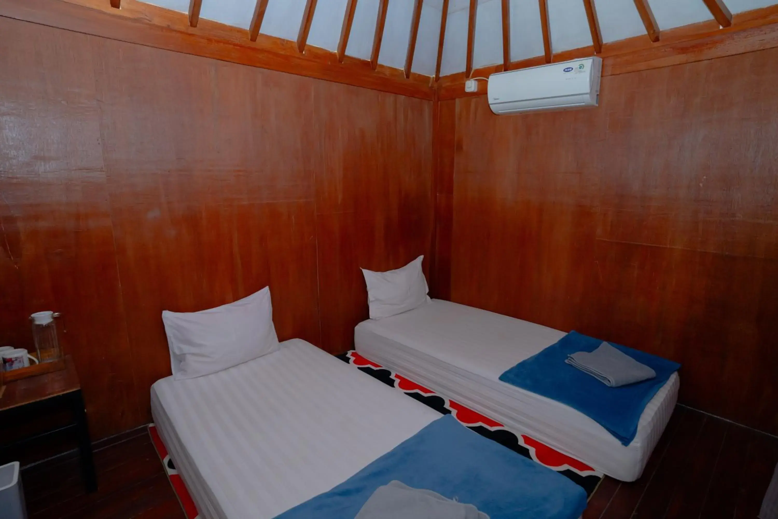 Suite in RedDoorz Syariah near Lombok Epicentrum Mall Suite in RedDoorz Syariah near Lombok Epicentrum Mall