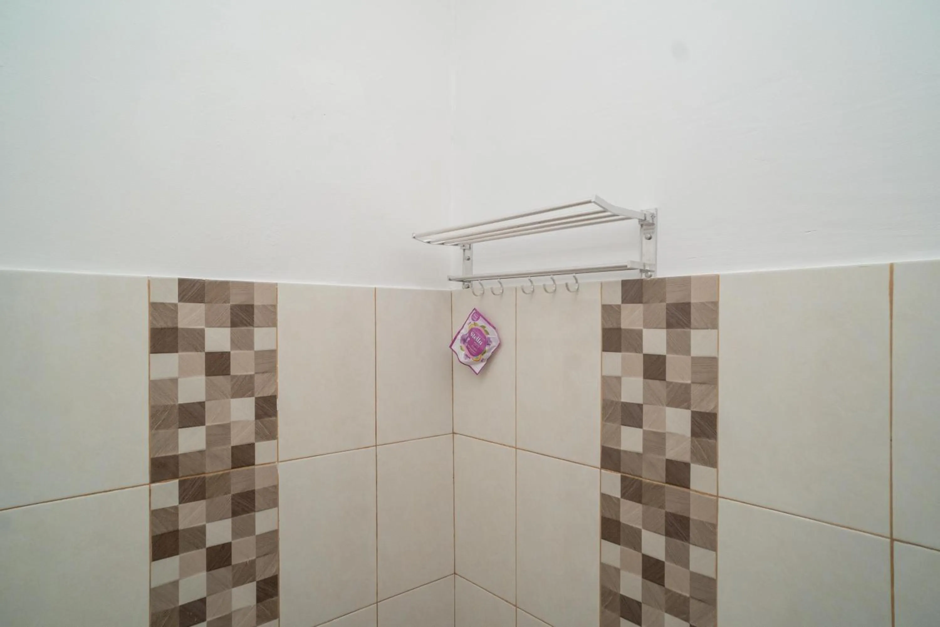 Bathroom in RedDoorz Syariah near Kota Cinema Mall Jatiasih