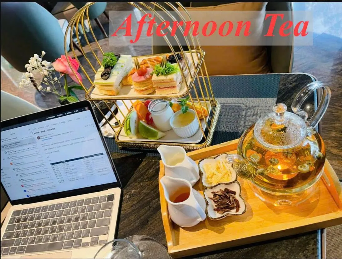 Coffee/tea facilities in Northern Charm Hotel