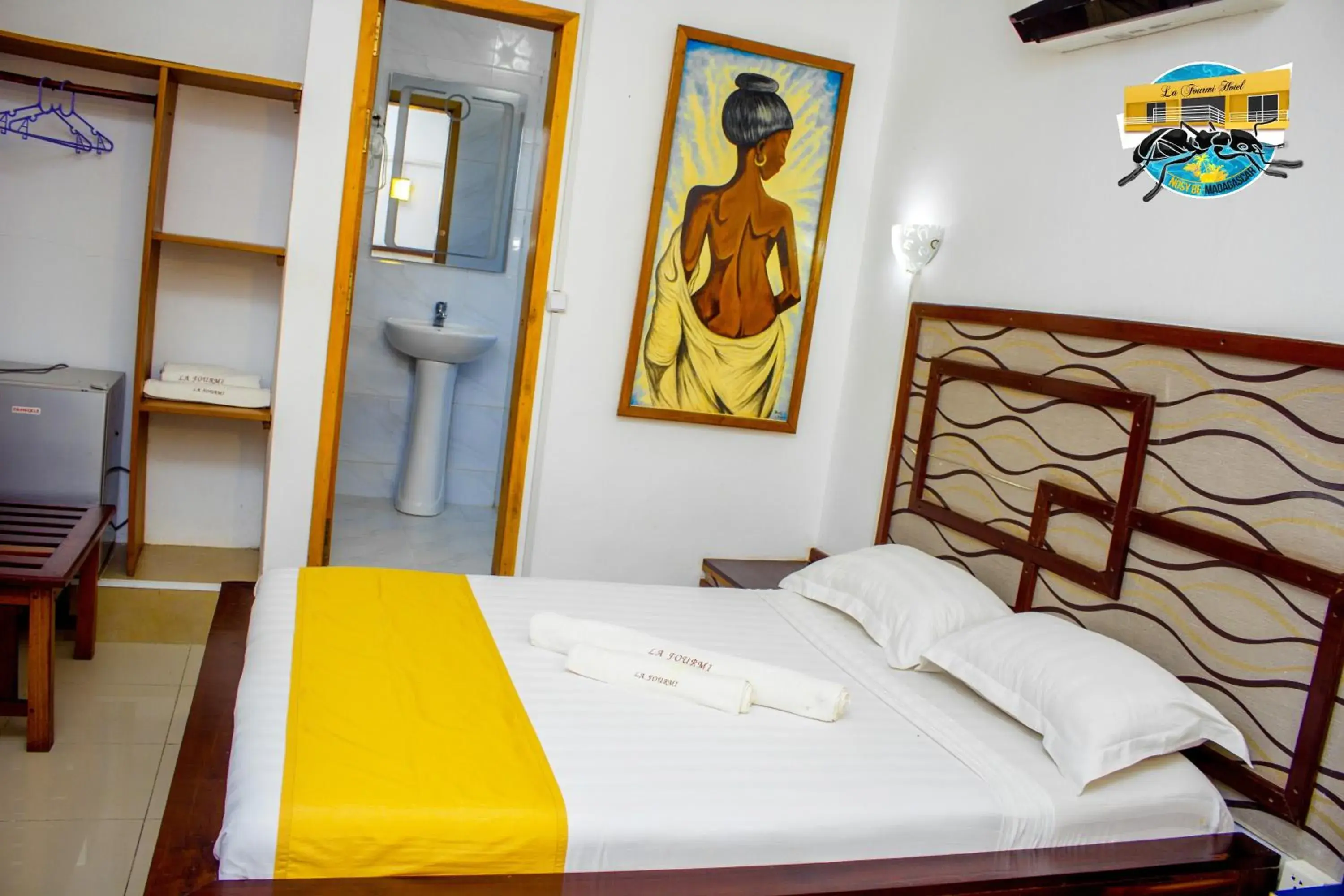 Standard Double Room in La Fourmi Hotel Standard Double Room in La Fourmi Hotel