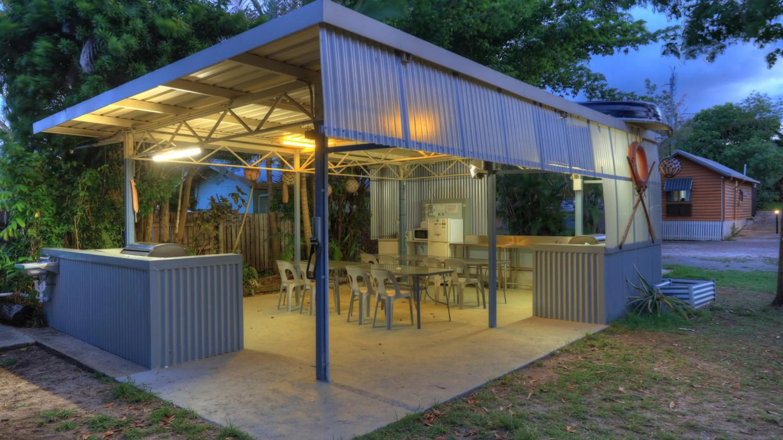 BBQ facilities in Kookaburra Holiday Park
