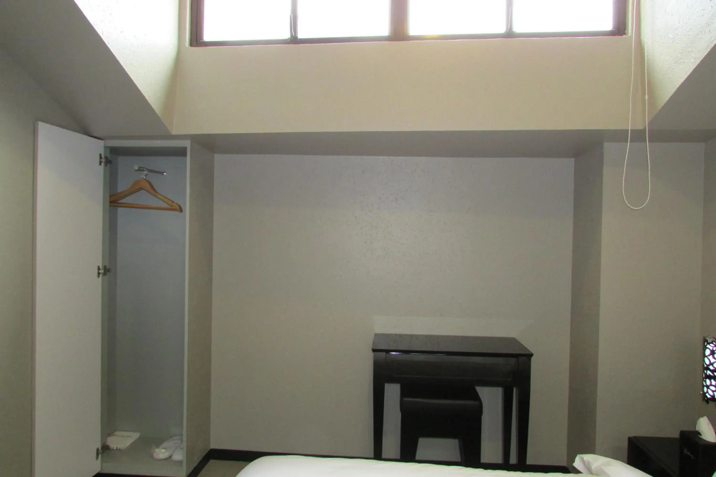 Decorative detail, Bed in The Southbridge Hotel Decorative detail, Bed in The Southbridge Hotel