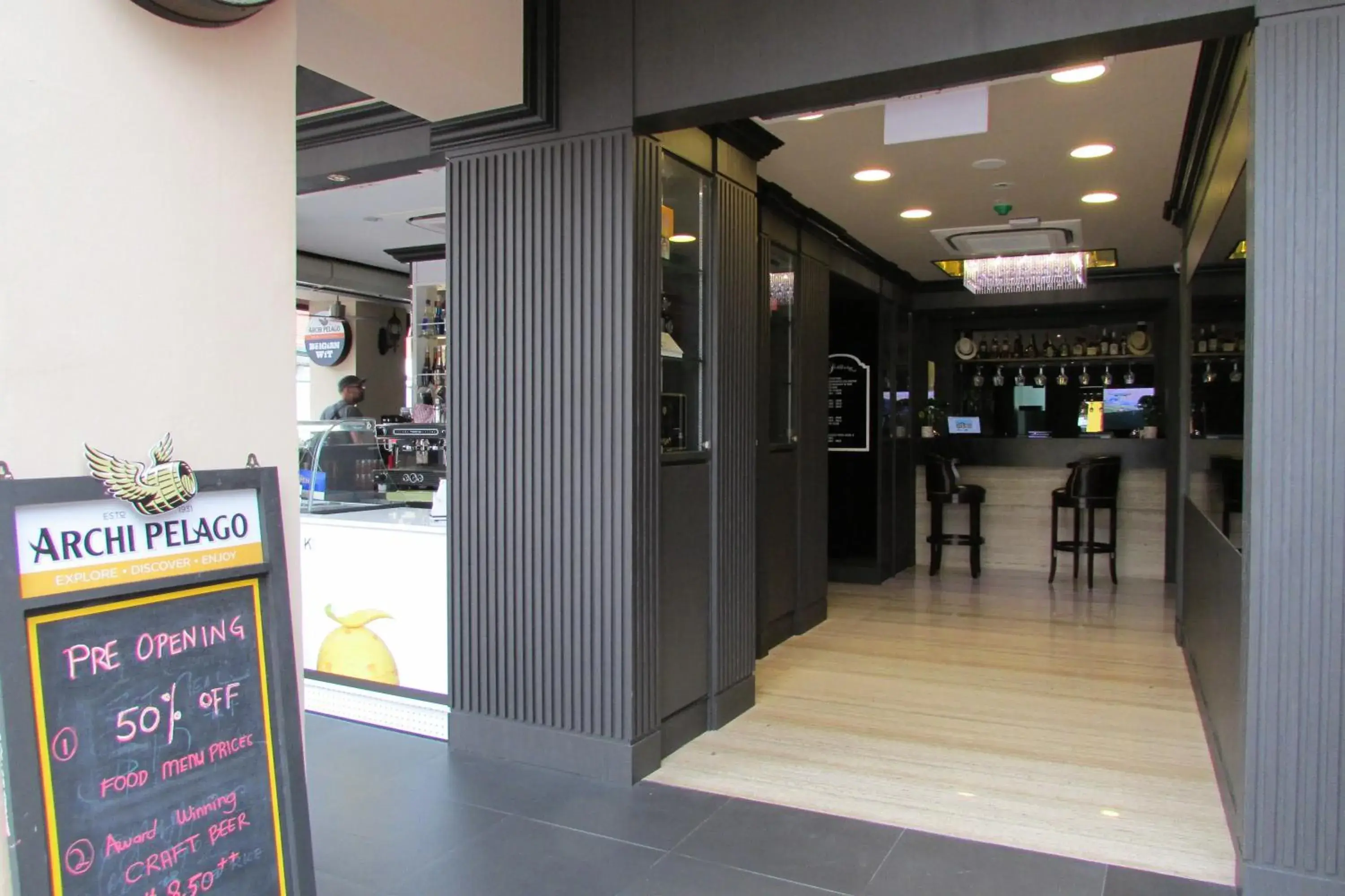 Facade/entrance in The Southbridge Hotel Facade/entrance in The Southbridge Hotel