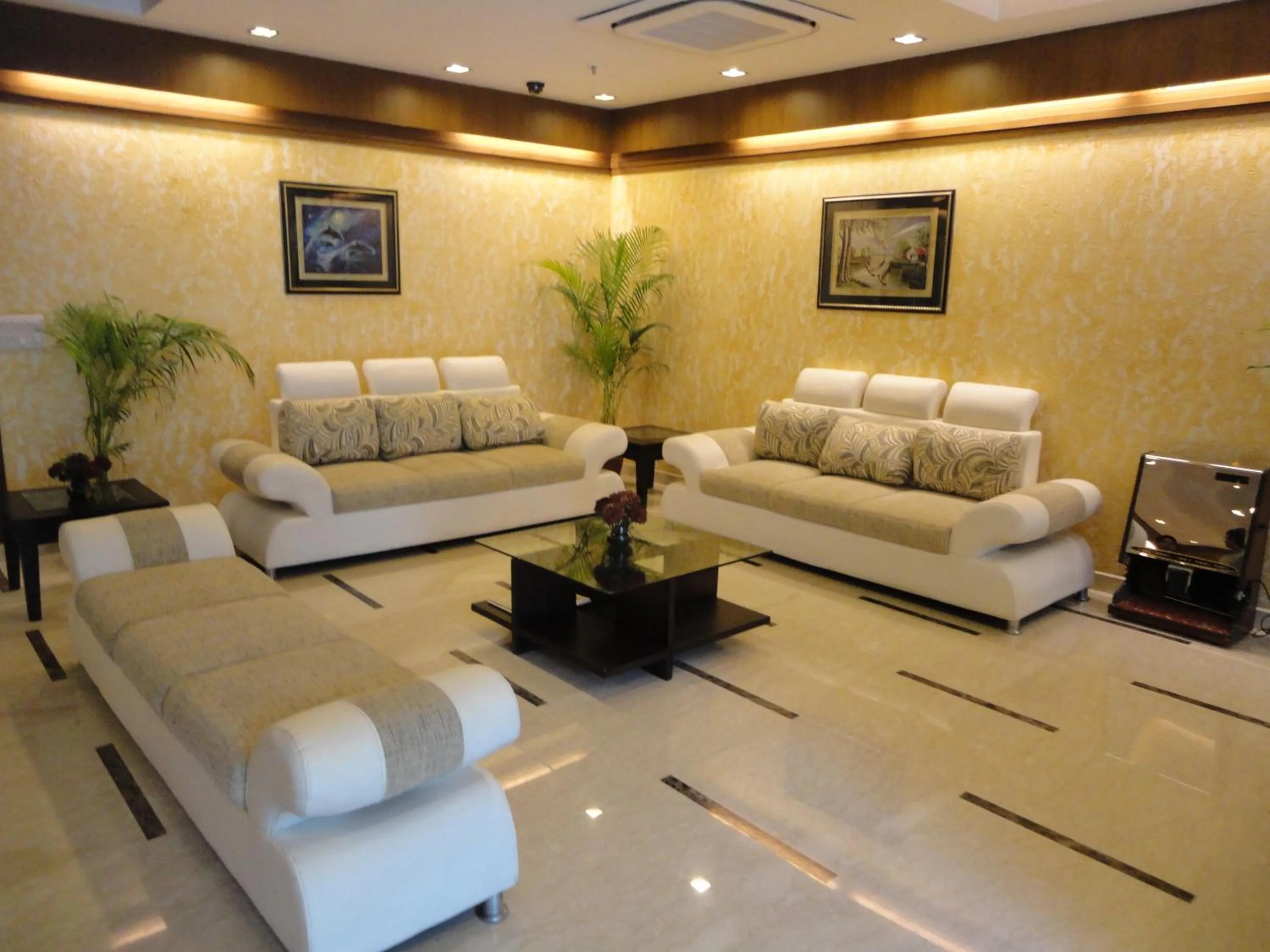 Lobby or reception in Divine Paradise Tavisha