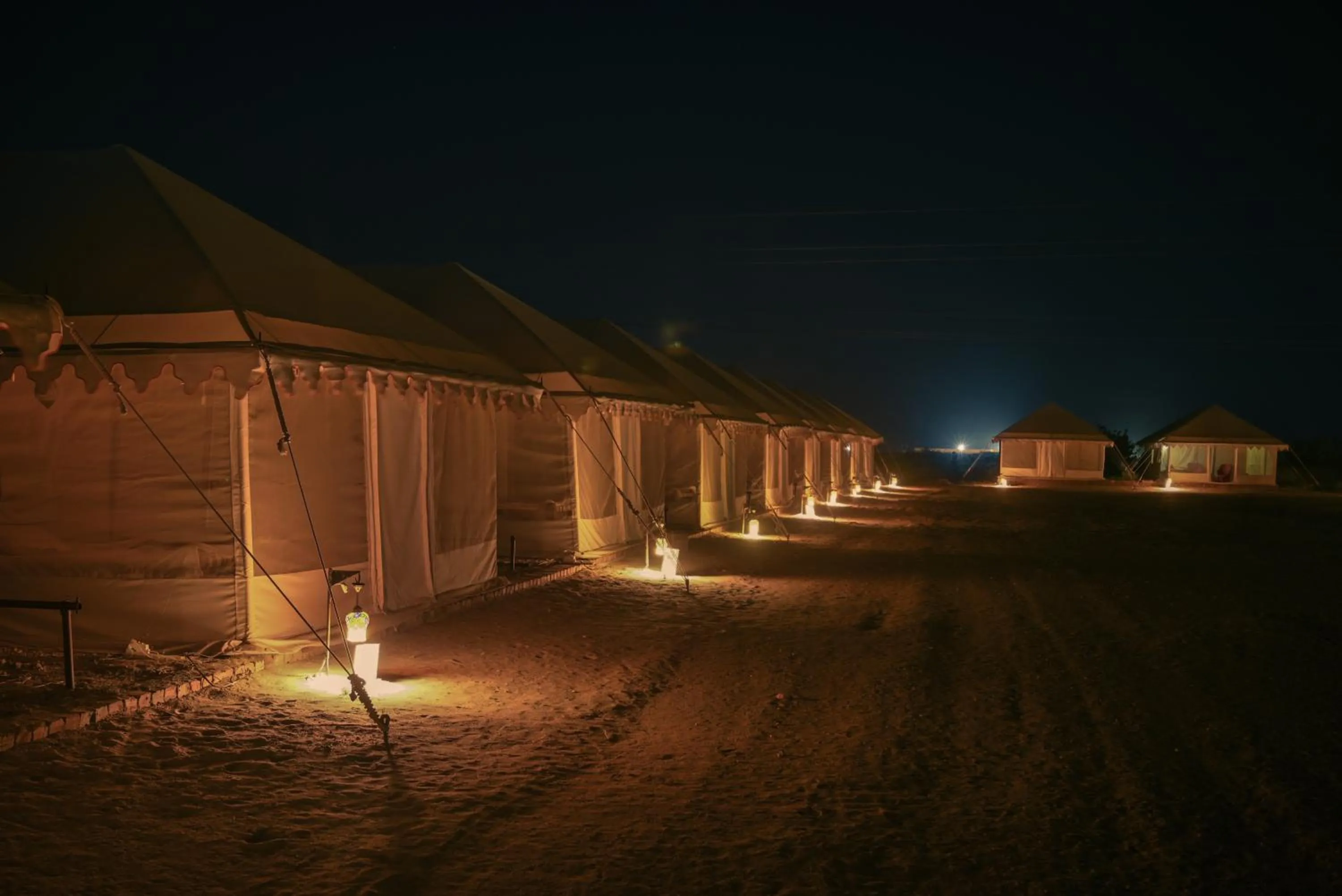 The Captain Desert Camp
