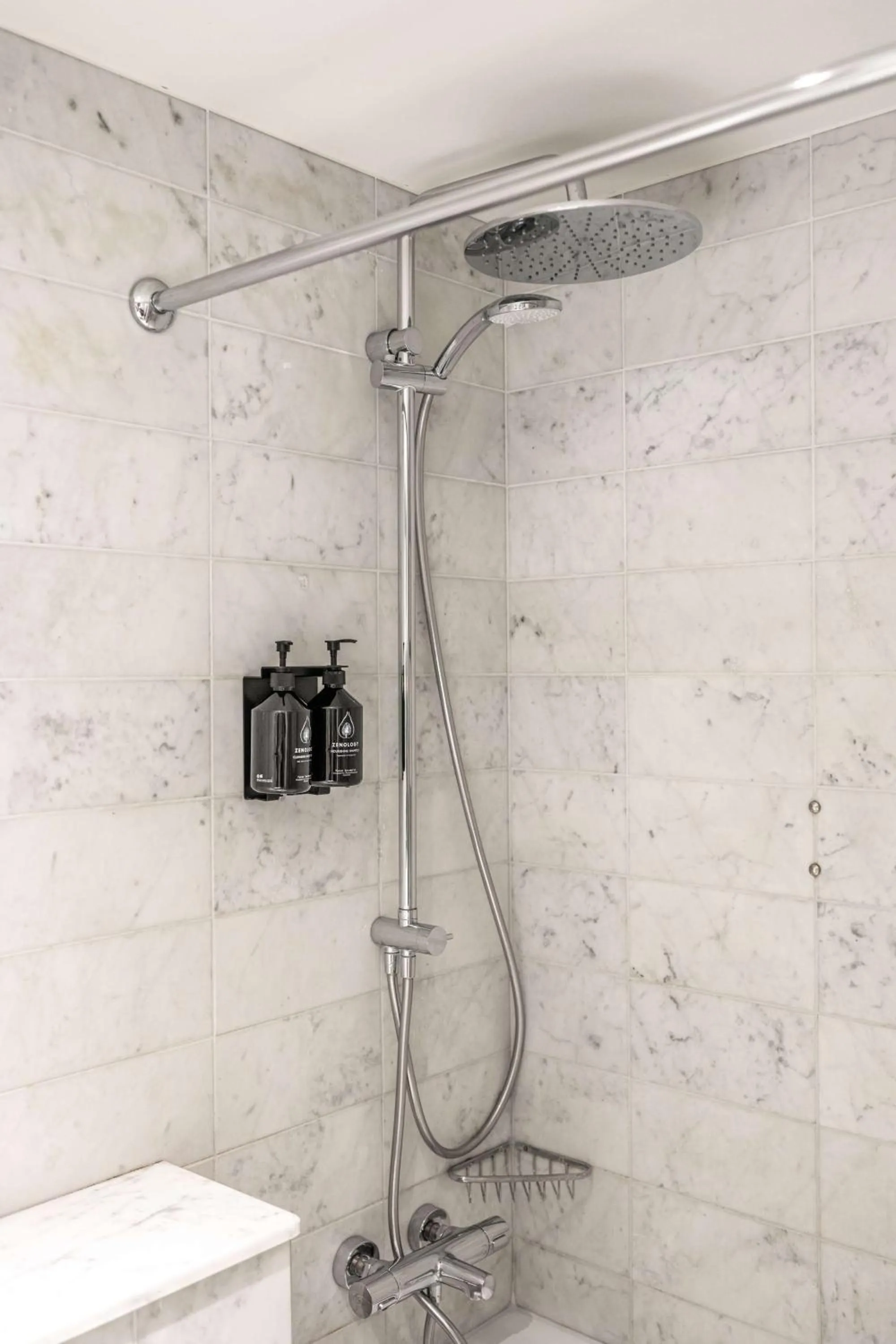 Bathroom in pentahotel Kassel