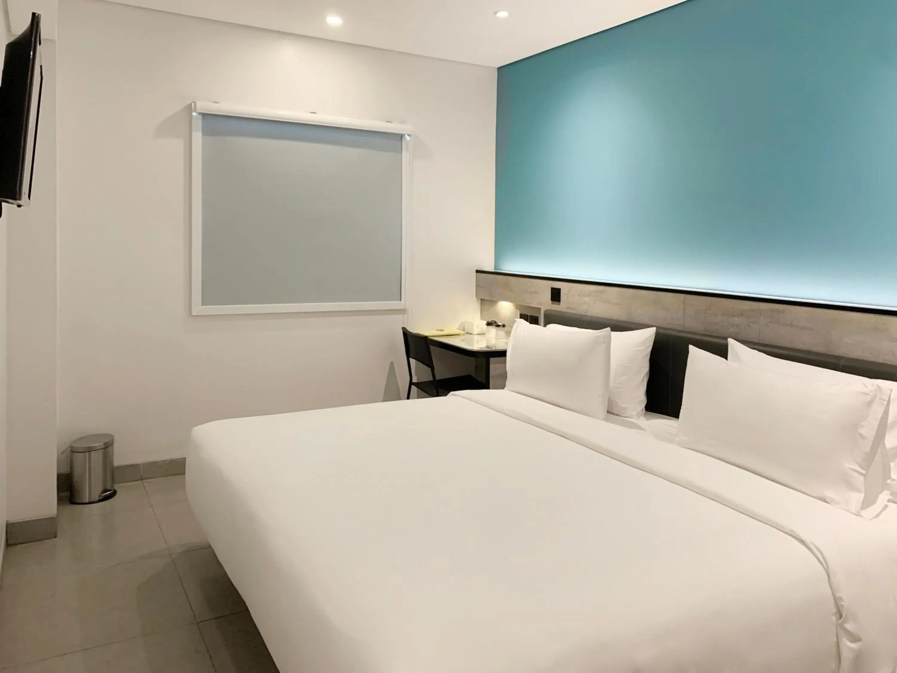 Photo of the whole room, Bed in Amaris Hotel Tasikmalaya Photo of the whole room, Bed in Amaris Hotel Tasikmalaya