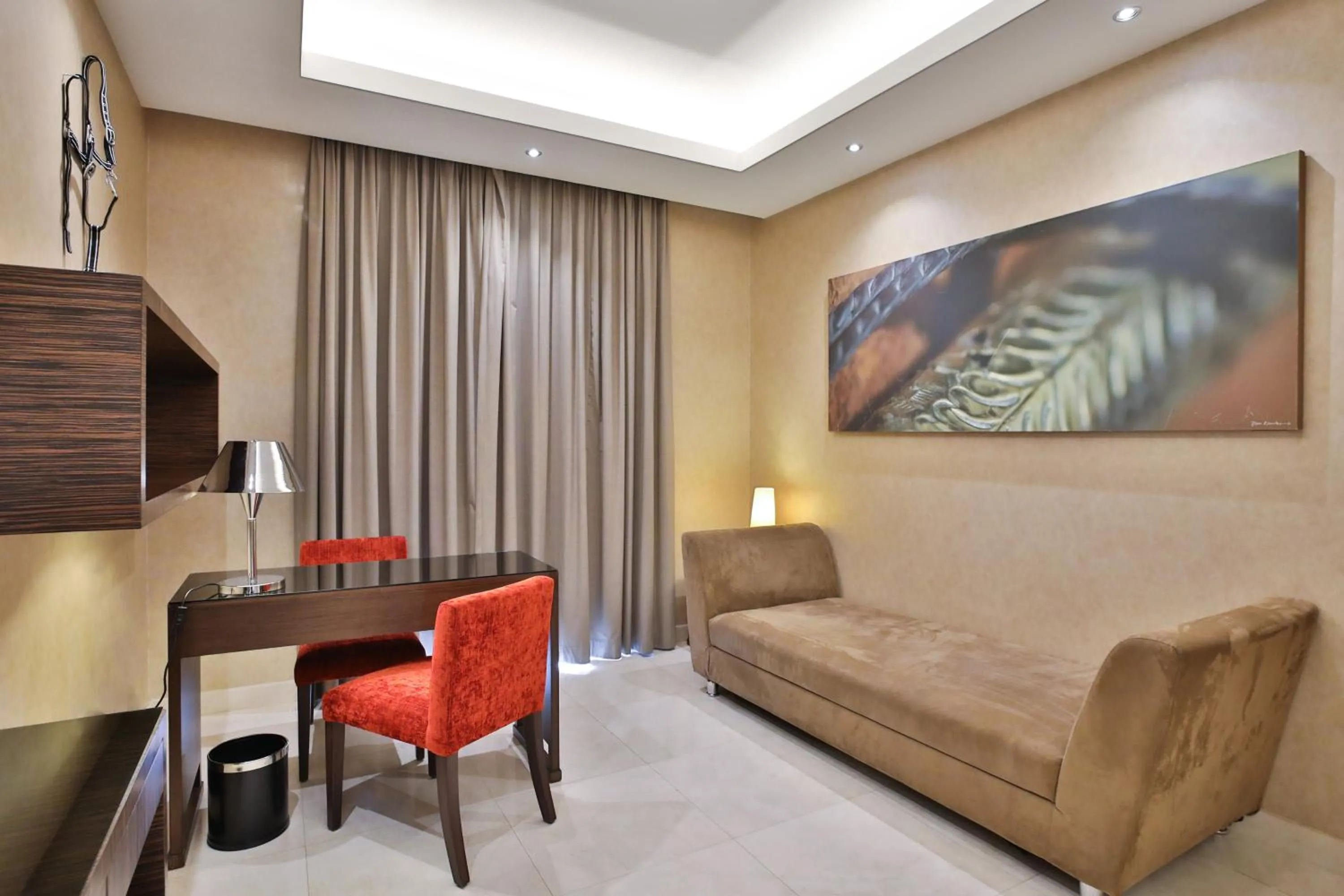 Seating area in Meliá Desert Palm Member of Meliá Collection