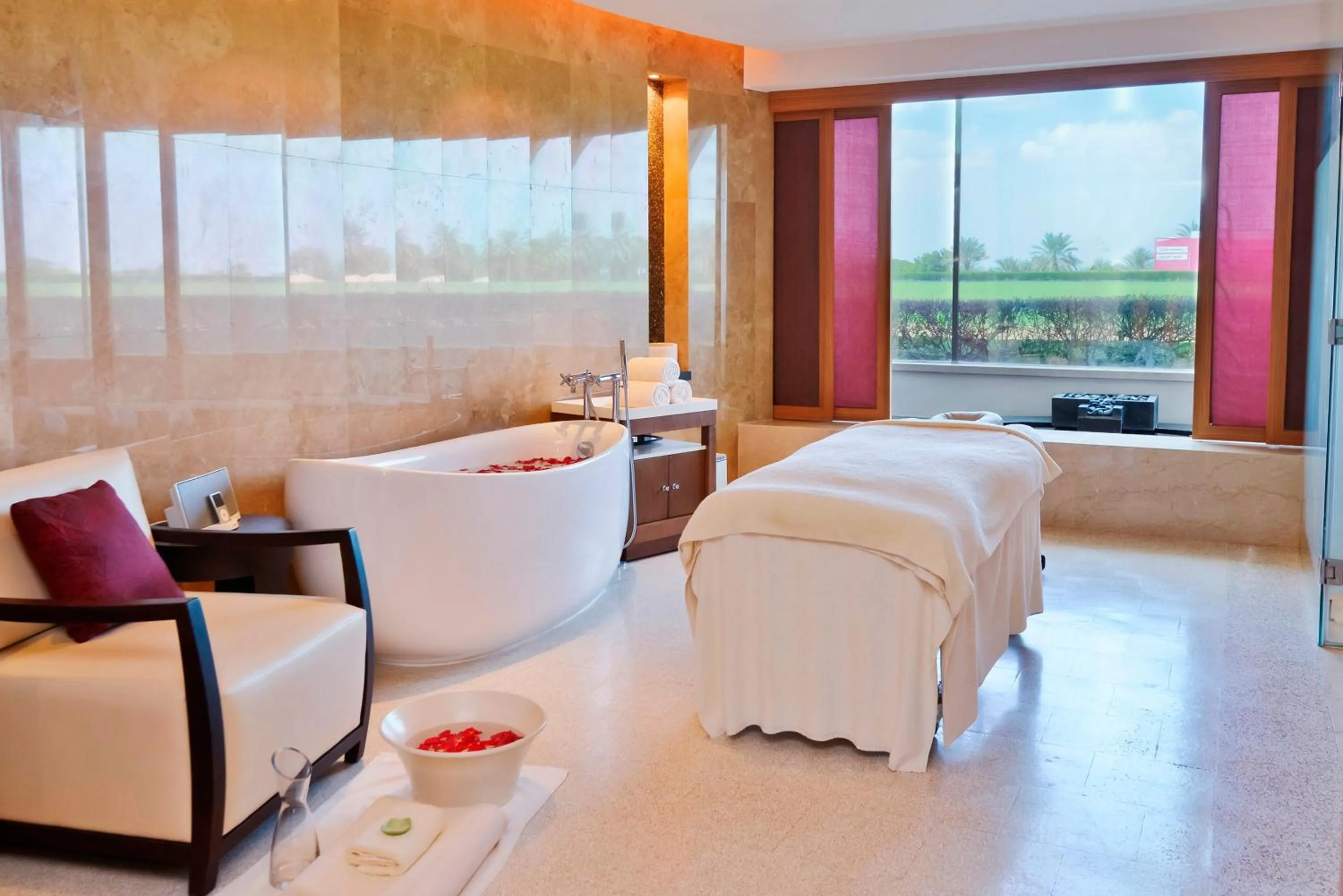 Spa and wellness centre/facilities in Meliá Desert Palm Member of Meliá Collection