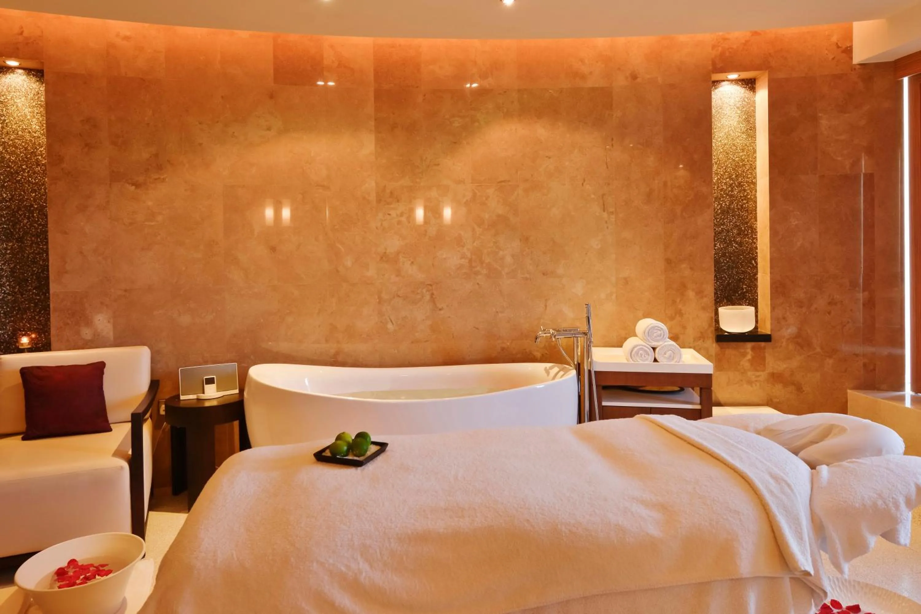 Spa and wellness centre/facilities, Bed in Meliá Desert Palm Member of Meliá Collection