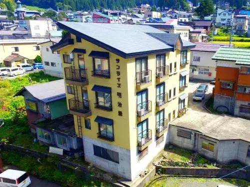 Sunrise Meiji-ya Sunrise Meiji-ya