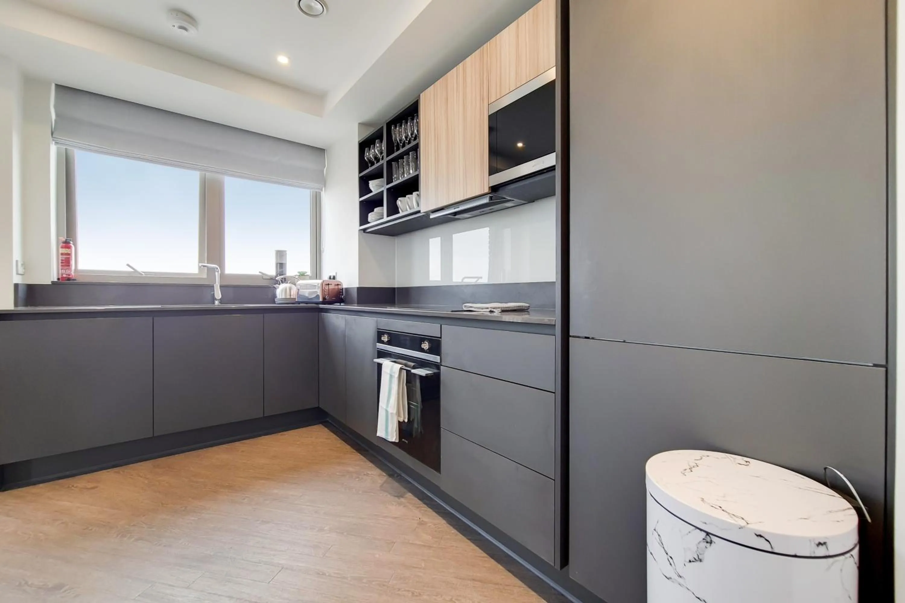 Deluxe three bedroom Apartment by London ExCeL Stays