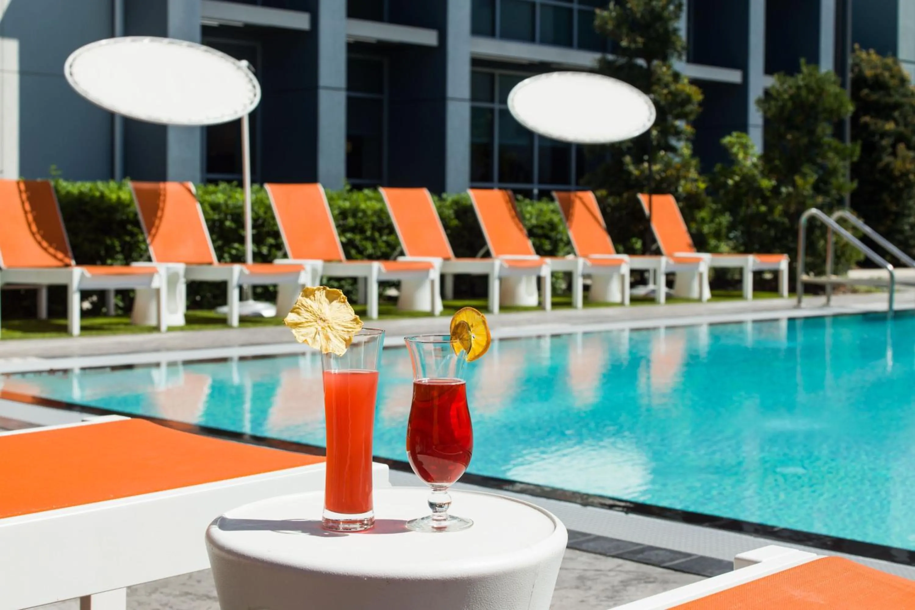 Swimming pool in Element by Westin Orlando International Drive