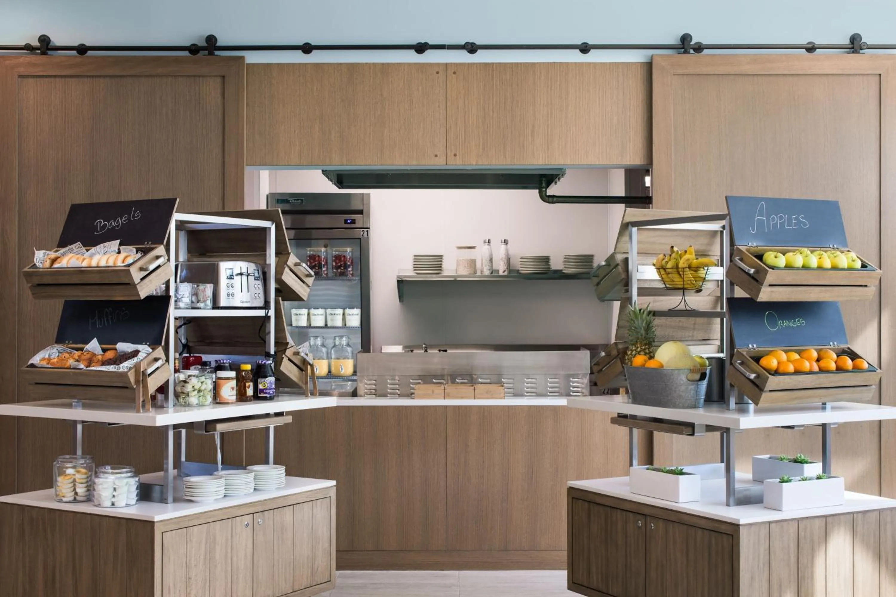 Breakfast in Element by Westin Orlando International Drive