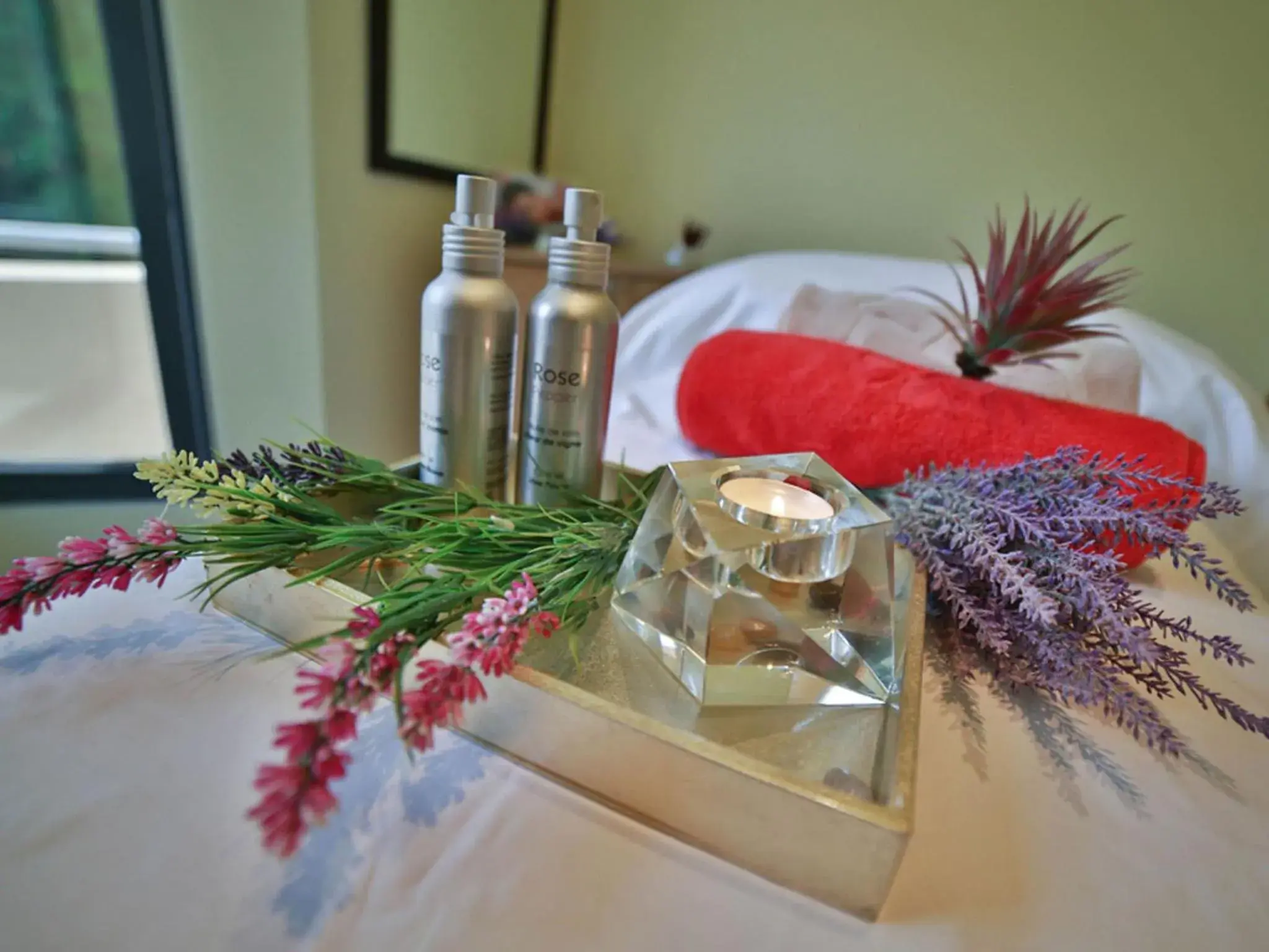 Fitness centre/facilities, Bed in Lancaster Tamar Hotel- Hadath Fitness centre/facilities, Bed in Lancaster Tamar Hotel- Hadath