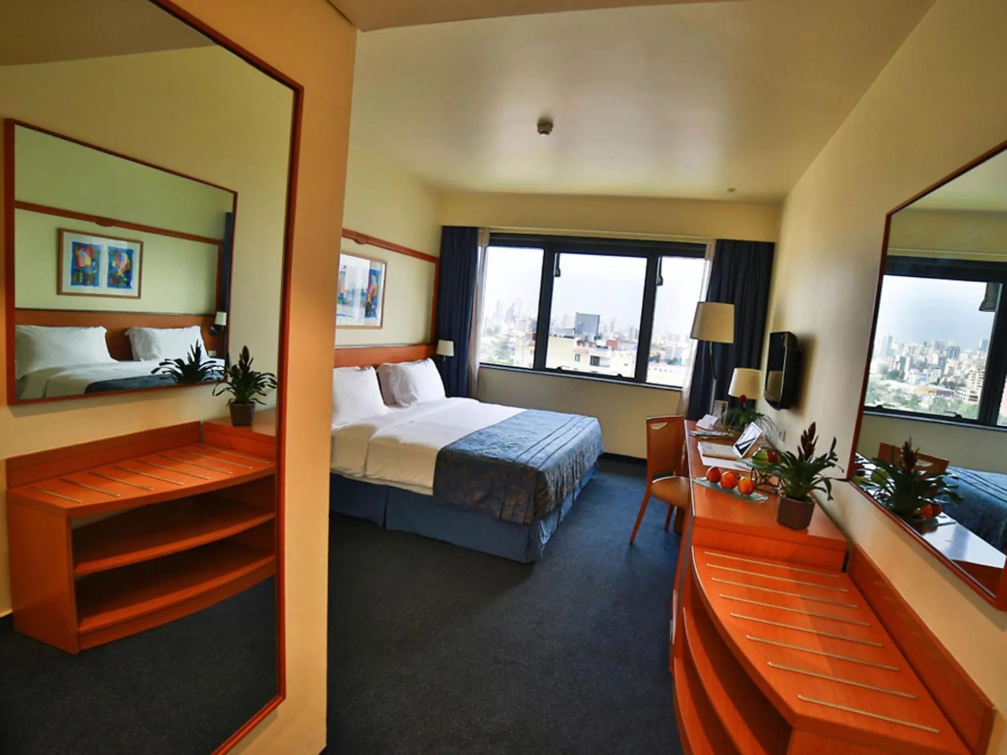 TV and multimedia, Bed in Lancaster Tamar Hotel- Hadath