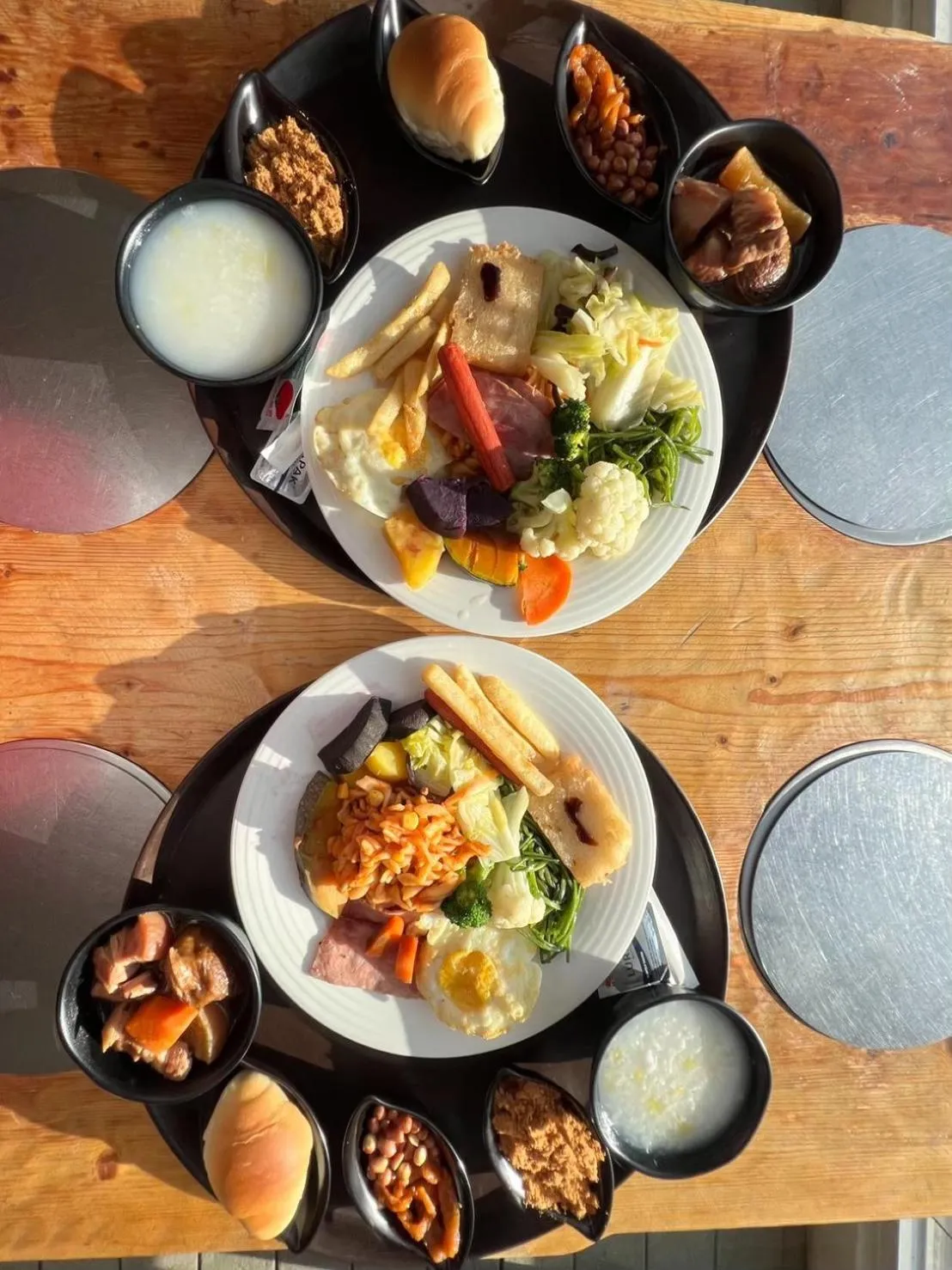 Breakfast in Ailiga Travel Villa