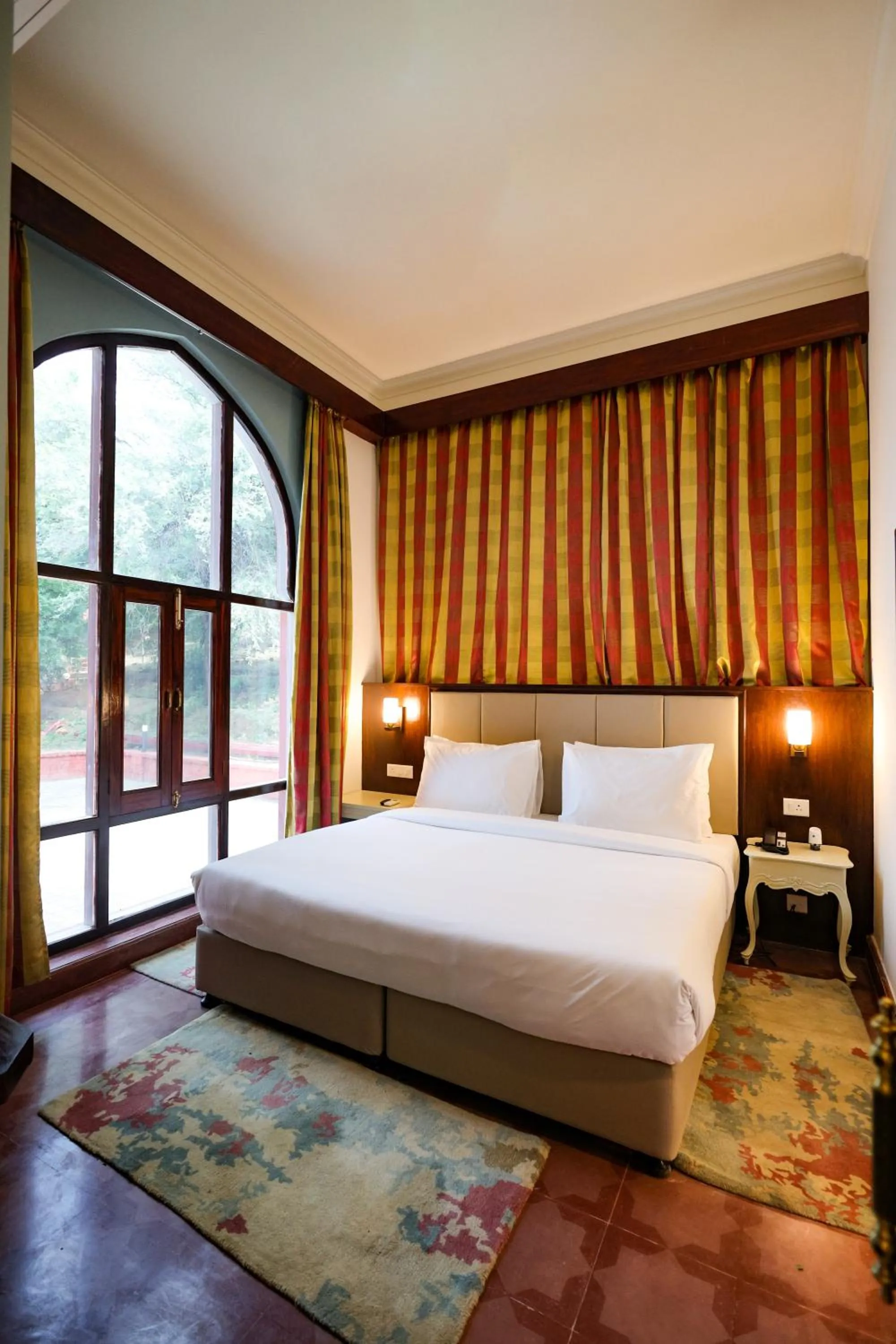 Signature Suite - single occupancy in Gaj Kesri by 7Apple Resorts