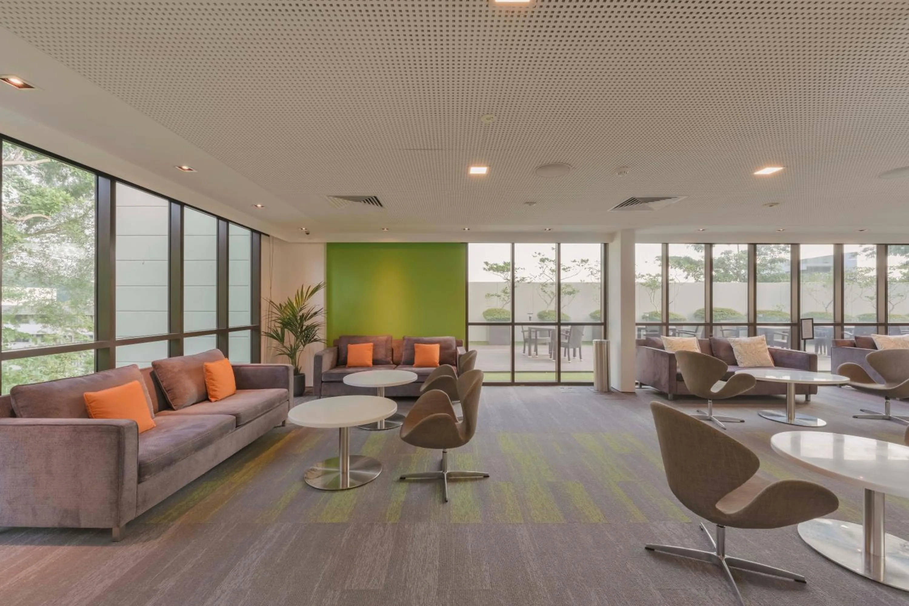 Communal lounge/ TV room in Changi Cove