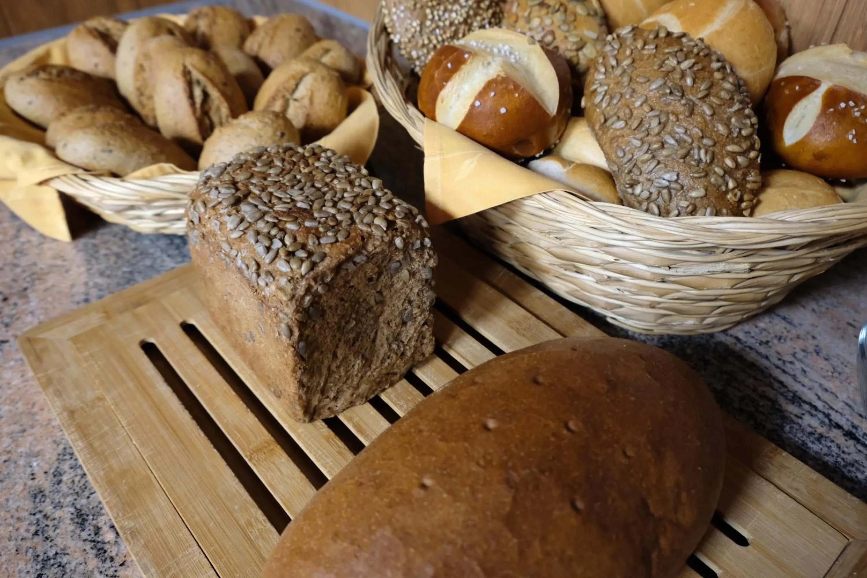 Breakfast in Hotel Find