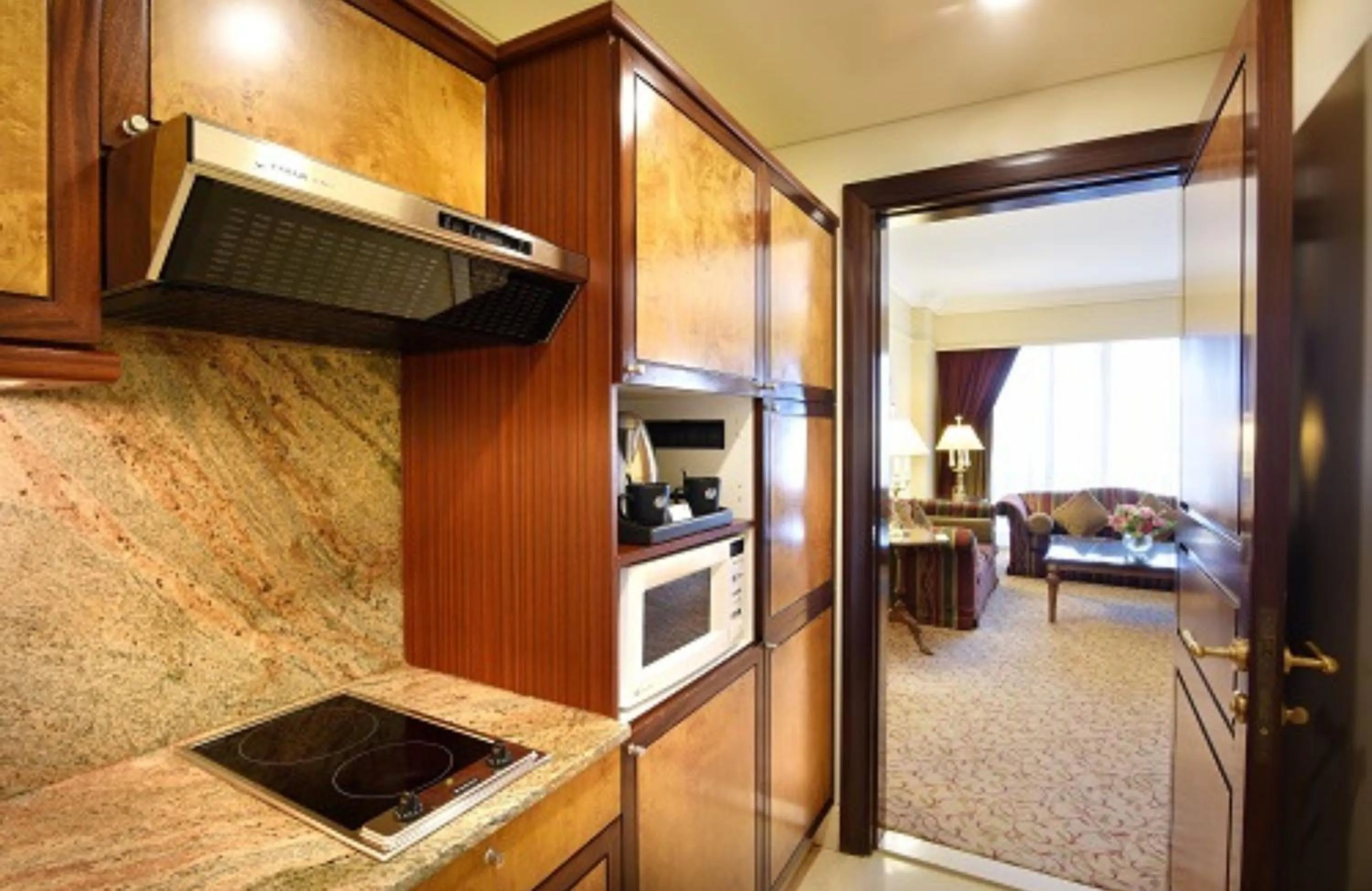 Kitchen or kitchenette, Bed in Gefinor Rotana – Beirut