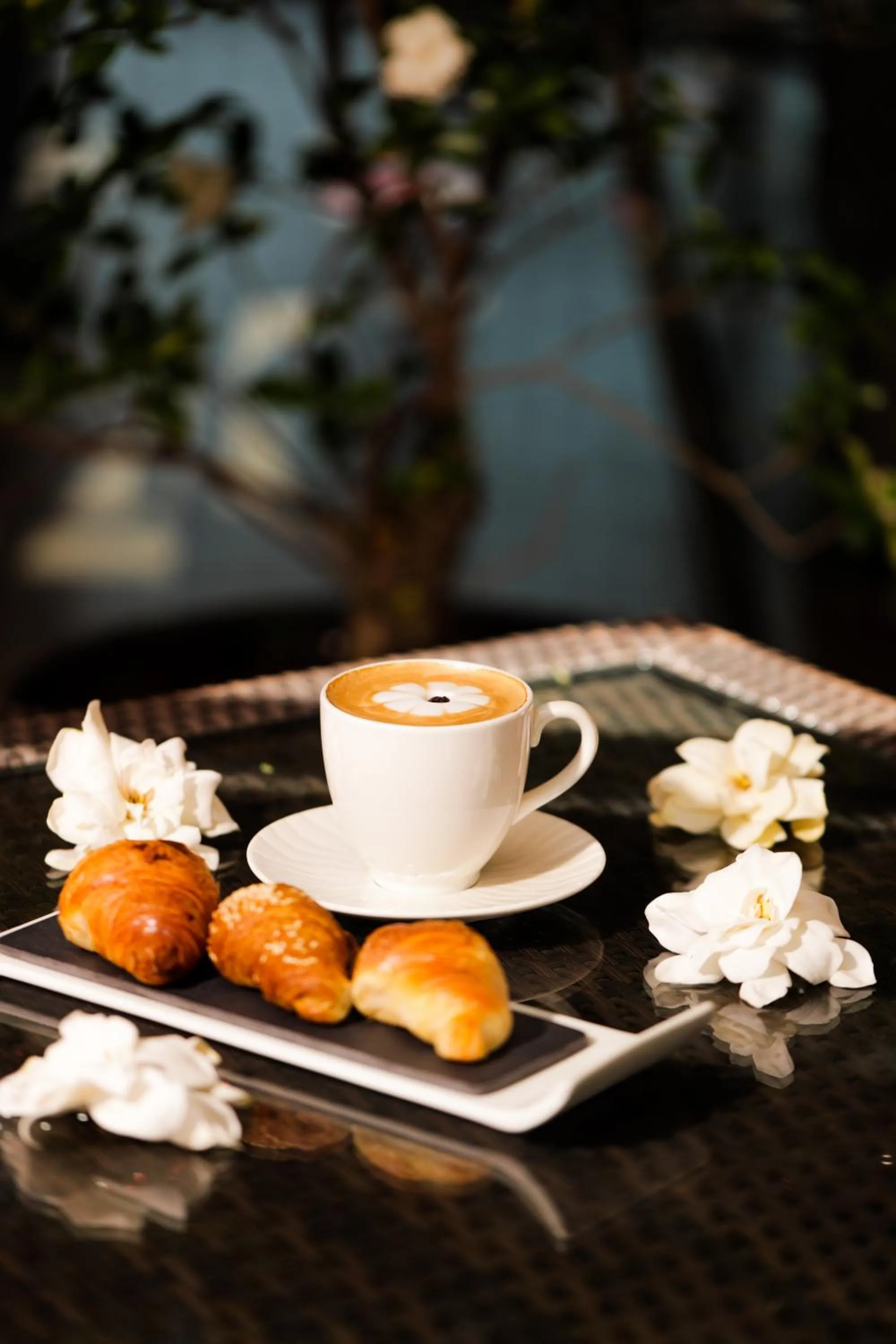 Food and drinks in Gefinor Rotana – Beirut