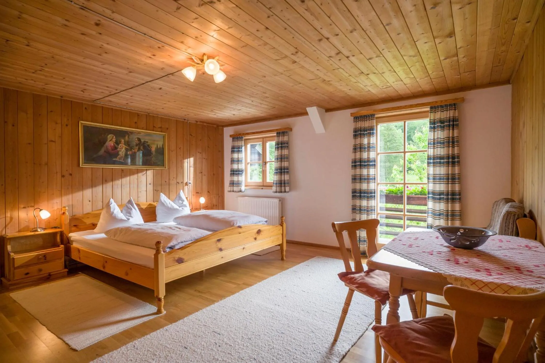 Property building, Bed in Bergbauernhof Hinterseebach