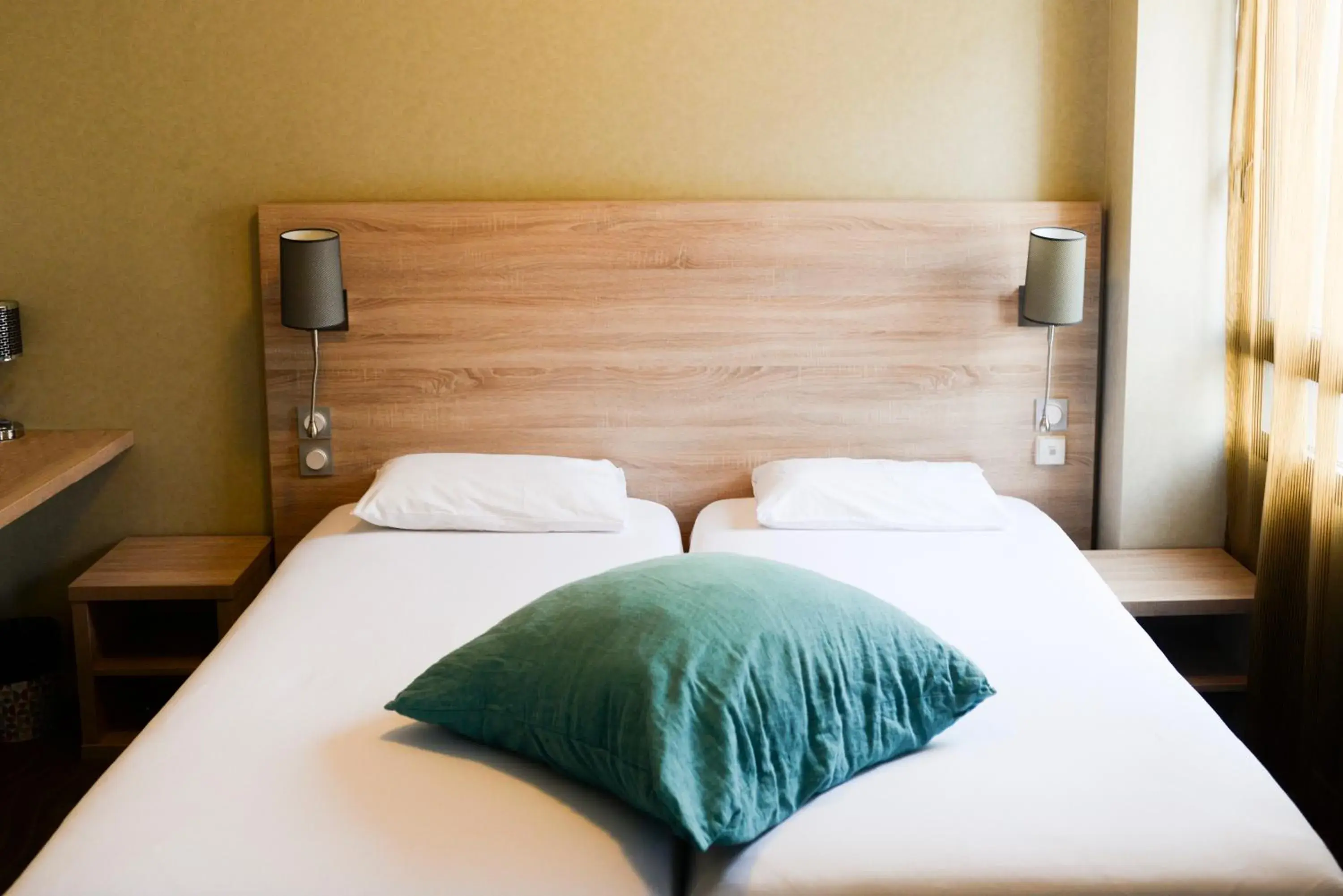 Bed in Kyriad Auray Bed in Kyriad Auray