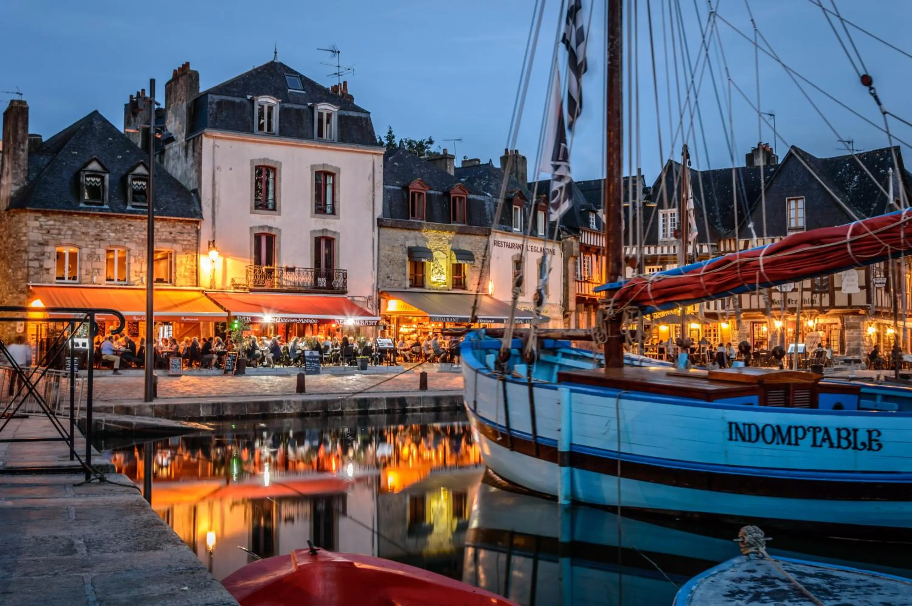 Spring in Kyriad Auray