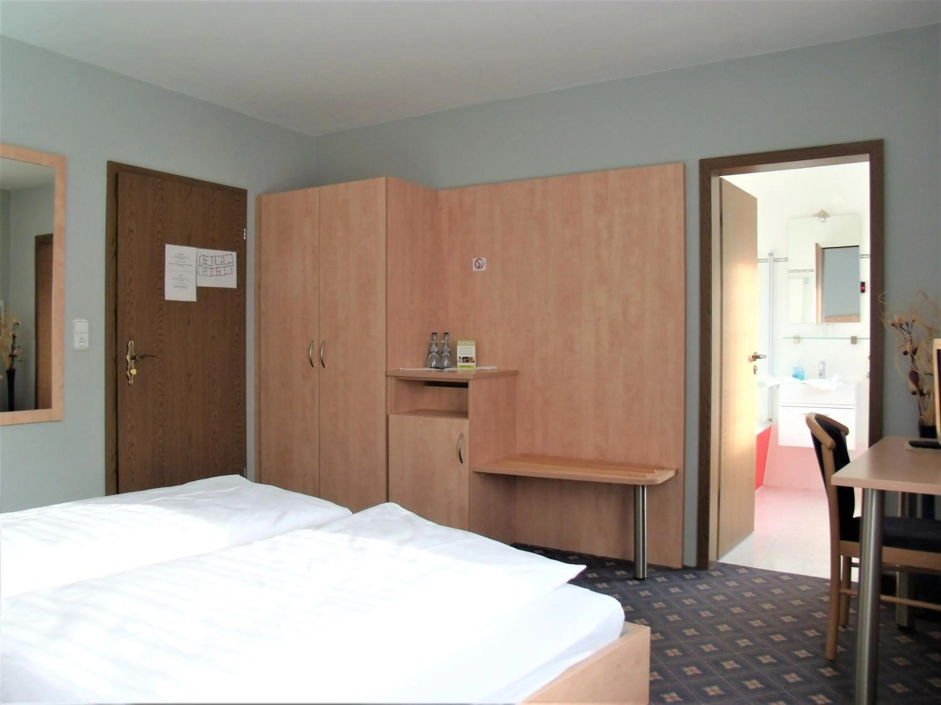 Photo of the whole room, Bed in Hotel Brehm