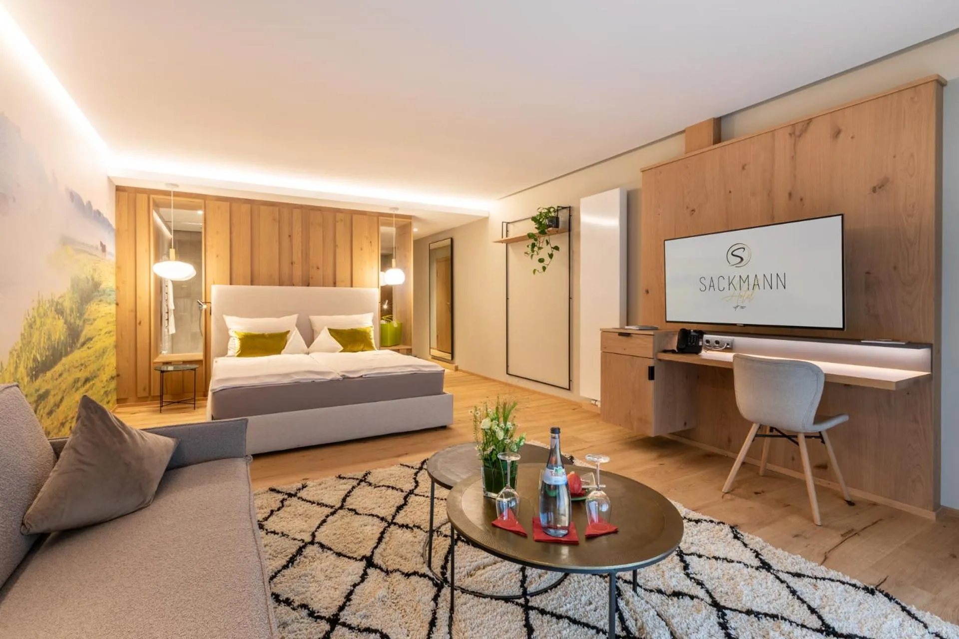 Photo of the whole room, Bed in Sackmann Genuss und Spa Resort