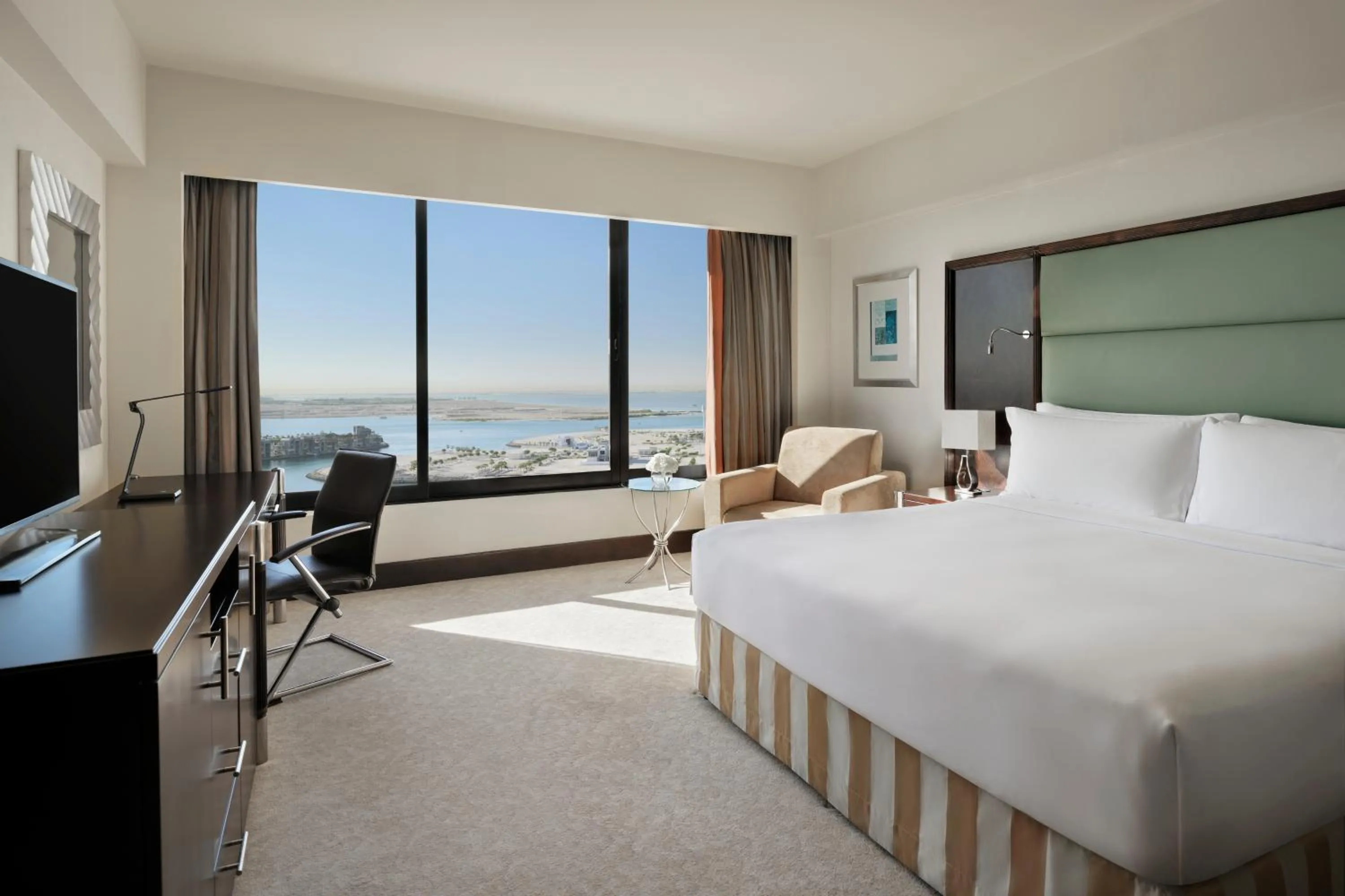 Bedroom, Bed in InterContinental Abu Dhabi by IHG