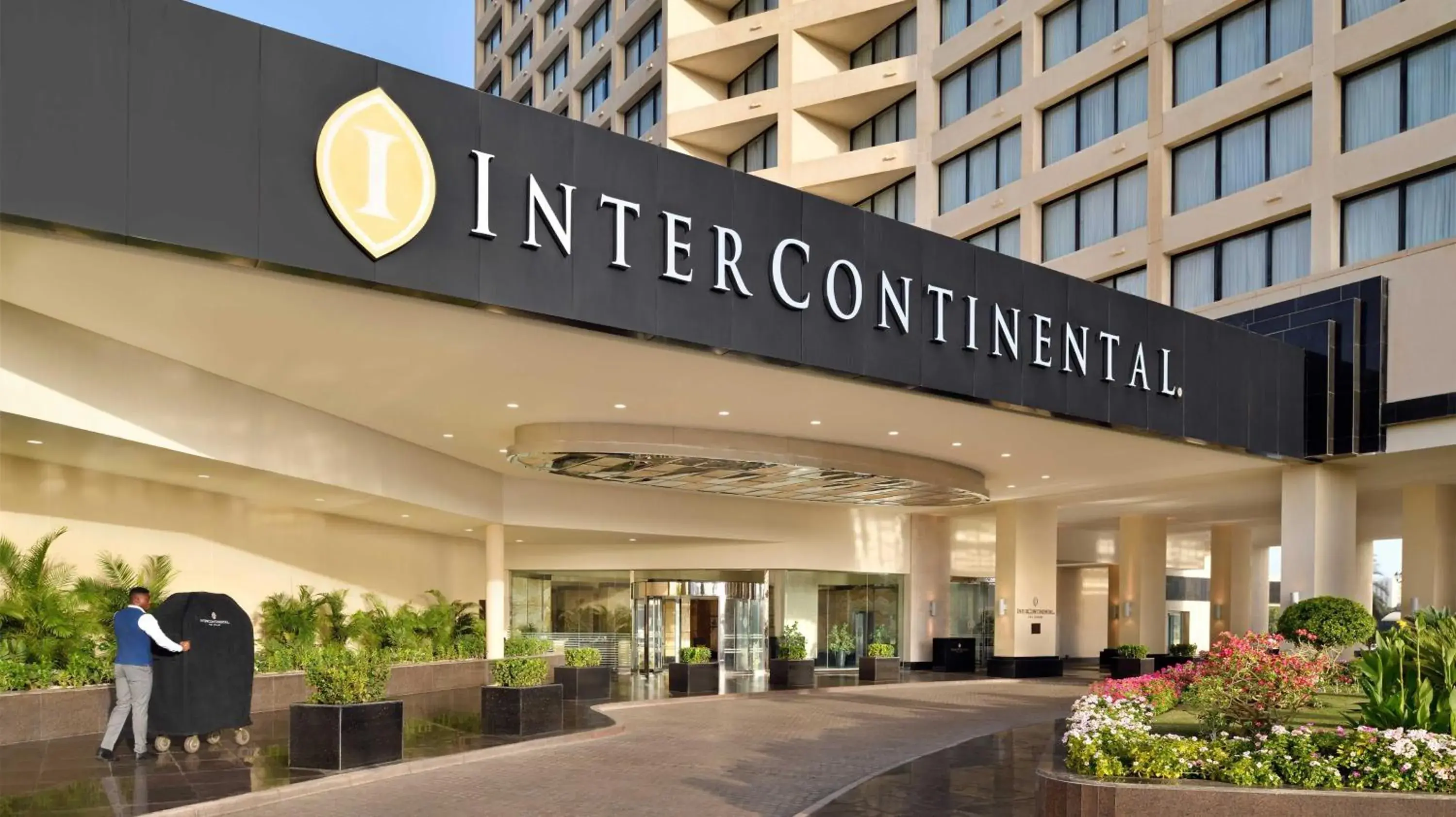 Property building in InterContinental Abu Dhabi by IHG Property building in InterContinental Abu Dhabi by IHG