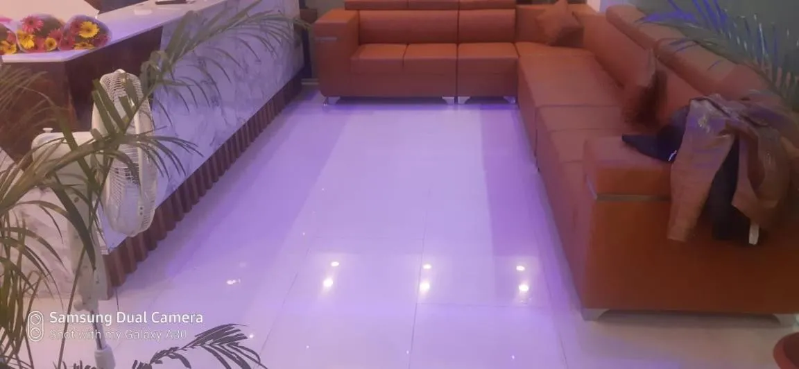 Seating area in PPH Living SS Grand