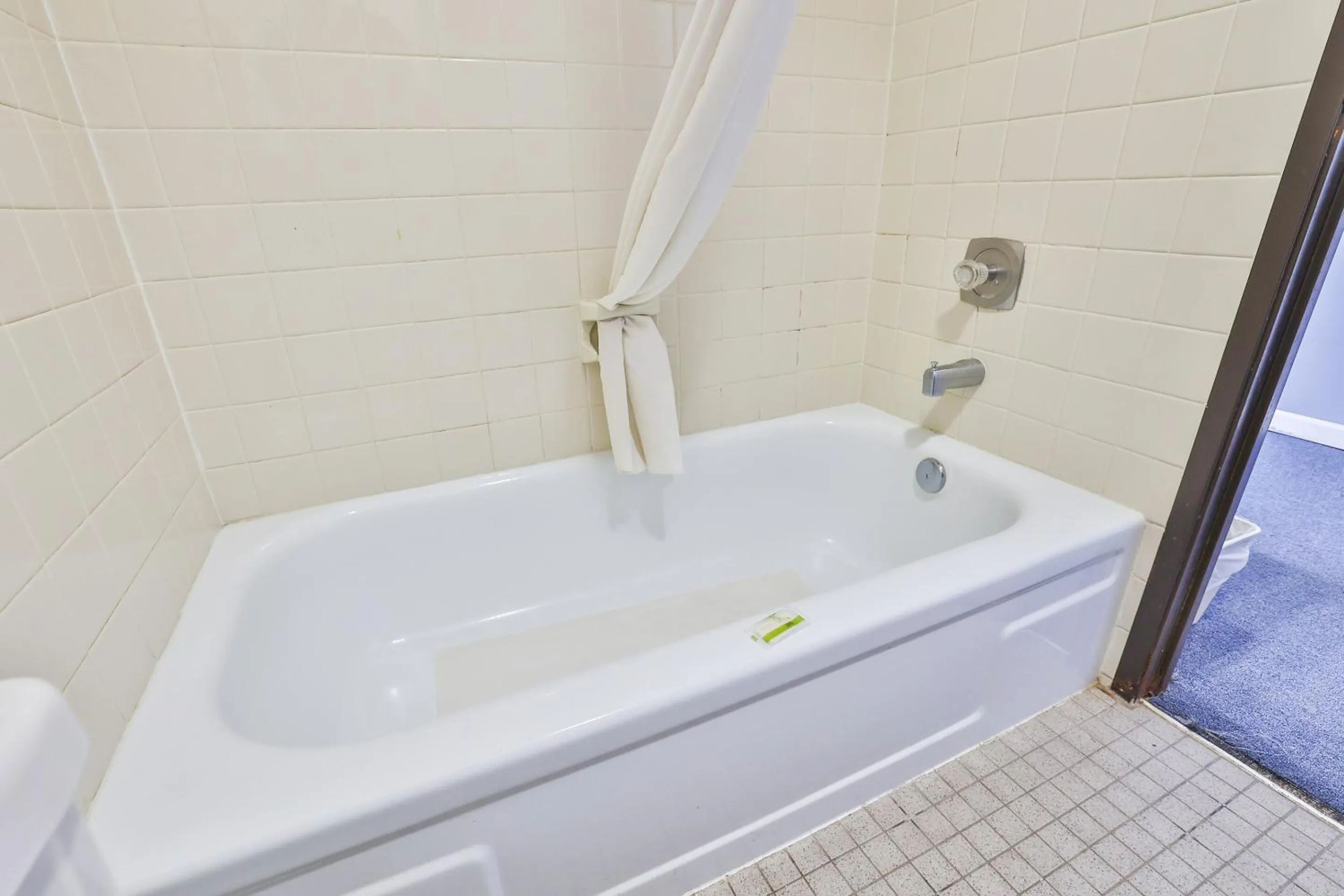 Bathroom in OYO Hotel Pipestone MN, Canterbury Park