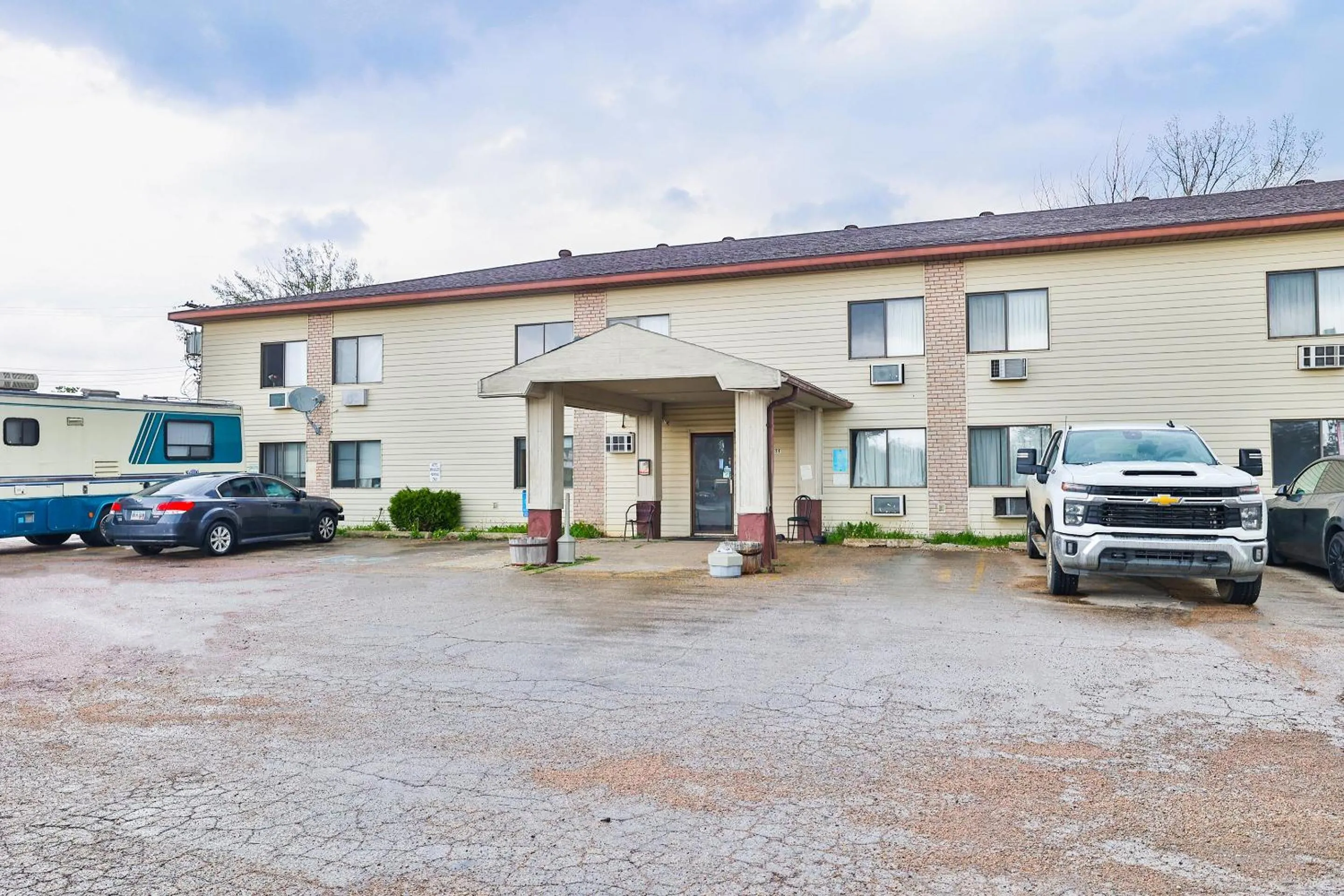 On site in OYO Hotel Pipestone MN, Canterbury Park