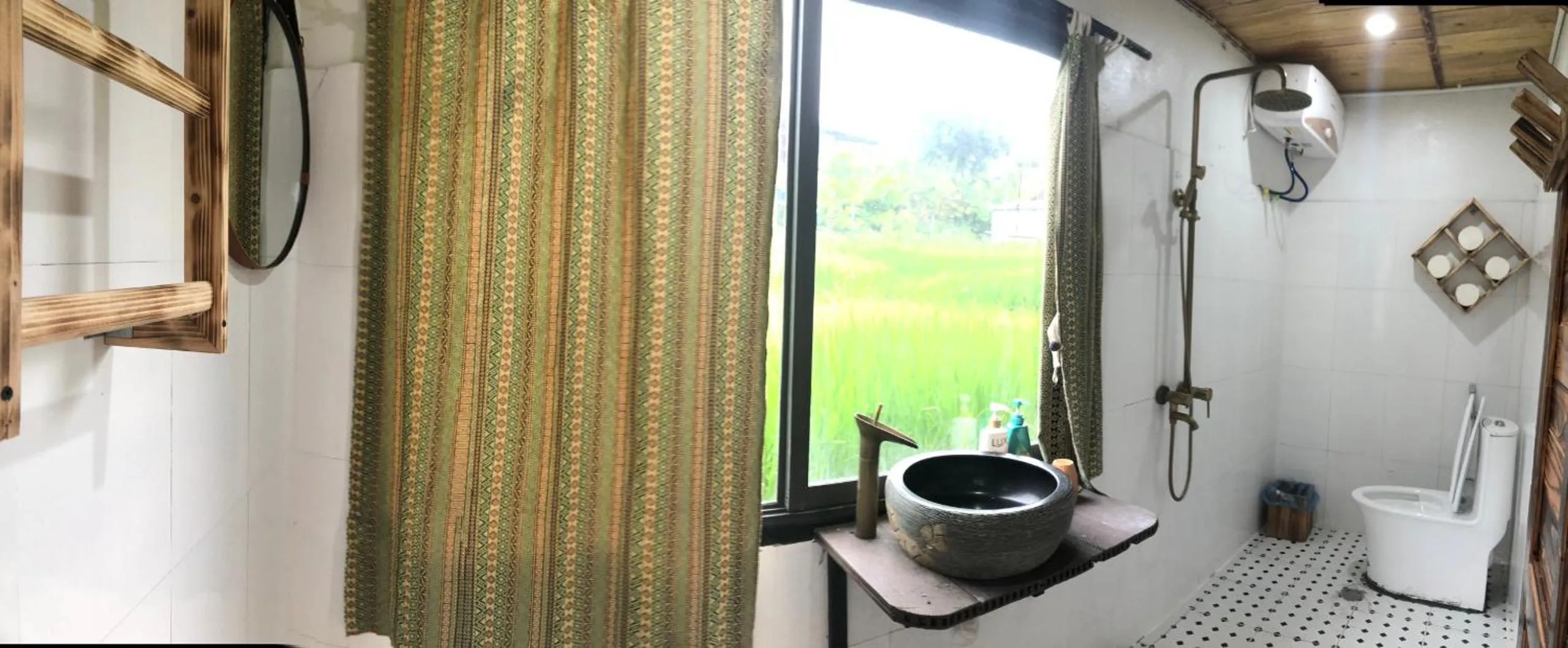 Shower in Sapa Plum Eco House