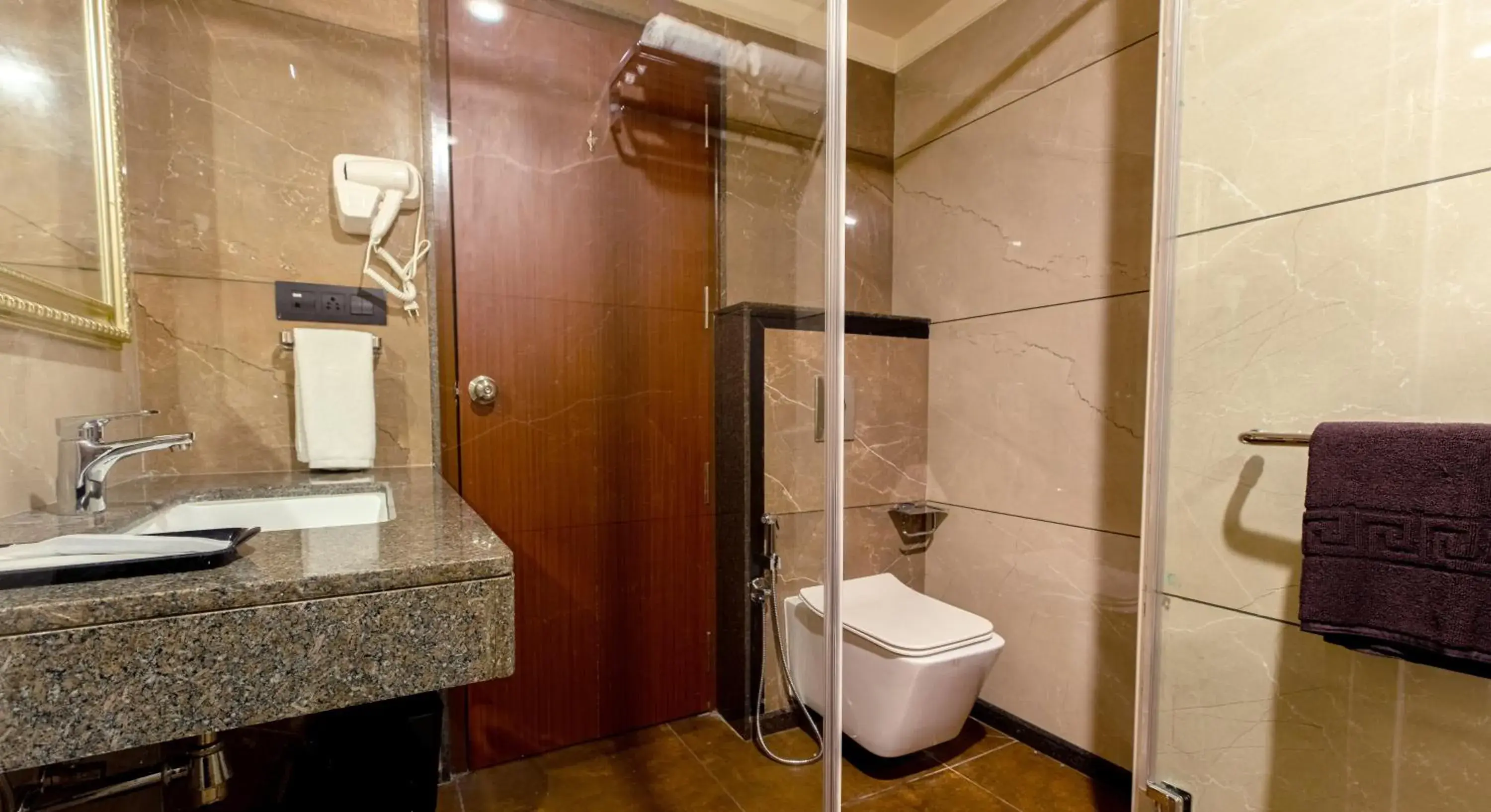 Superior Double Room in Hotel M Pro Palace Mysore - 12 Minutes to Mysore Palace Superior Double Room in Hotel M Pro Palace Mysore - 12 Minutes to Mysore Palace