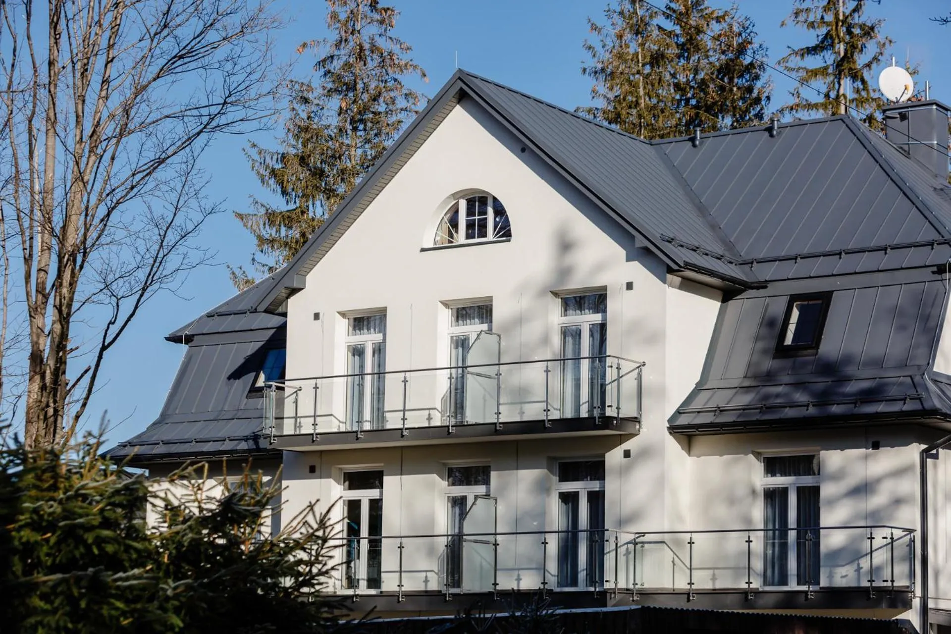 Property building in Narciarski Dworek