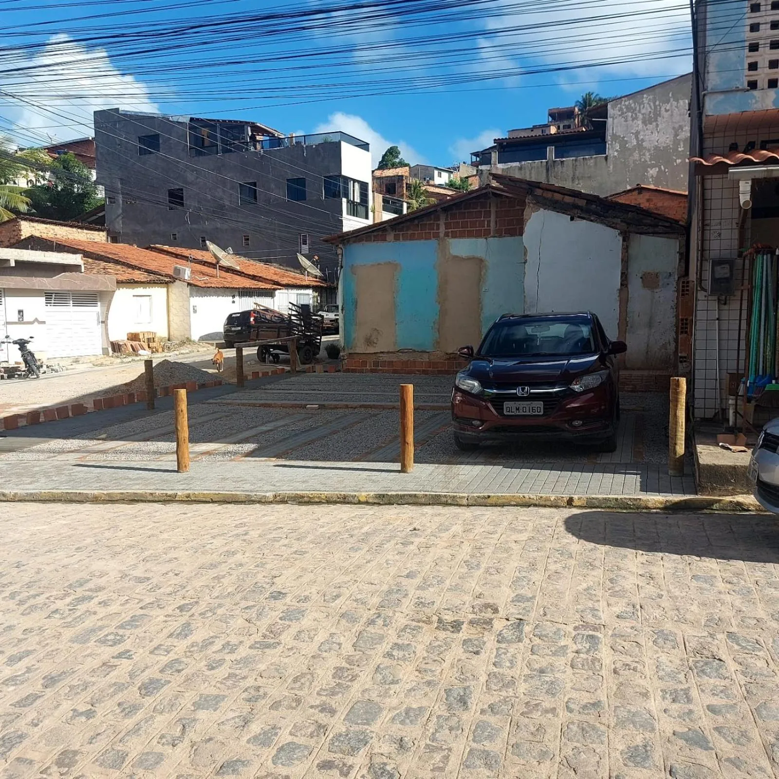 Parking in POUSADA LYRIOS do MAR